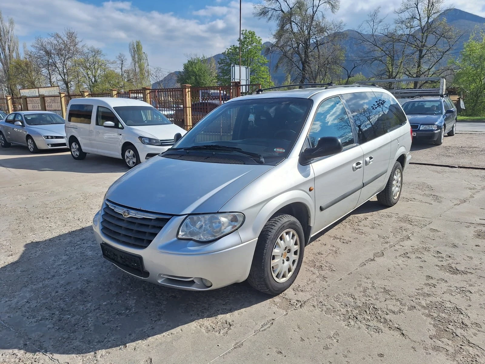 Chrysler Gr.voyager 2.8 crdi | Mobile.bg — изображение 1