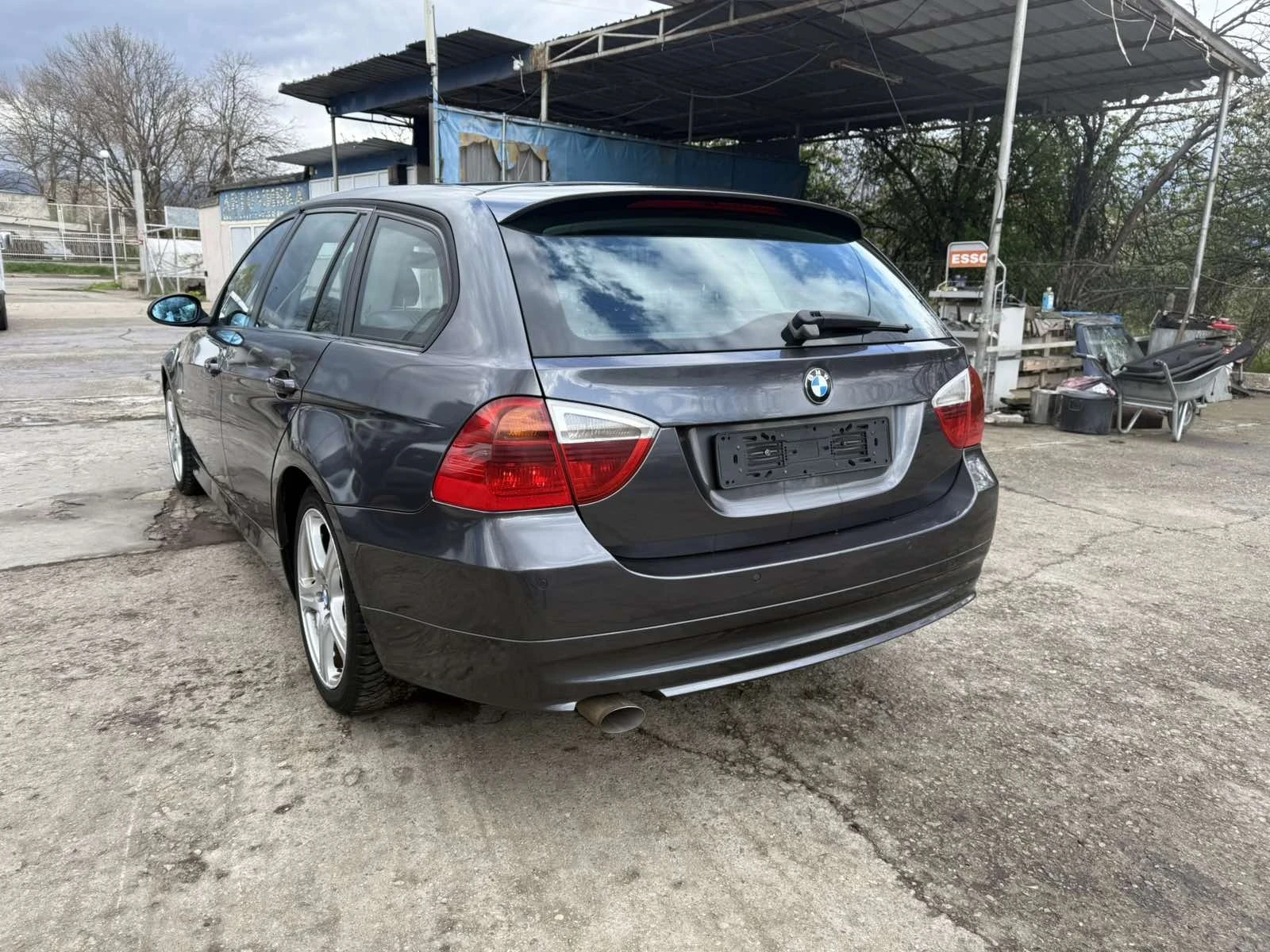 BMW 320  - изображение 5