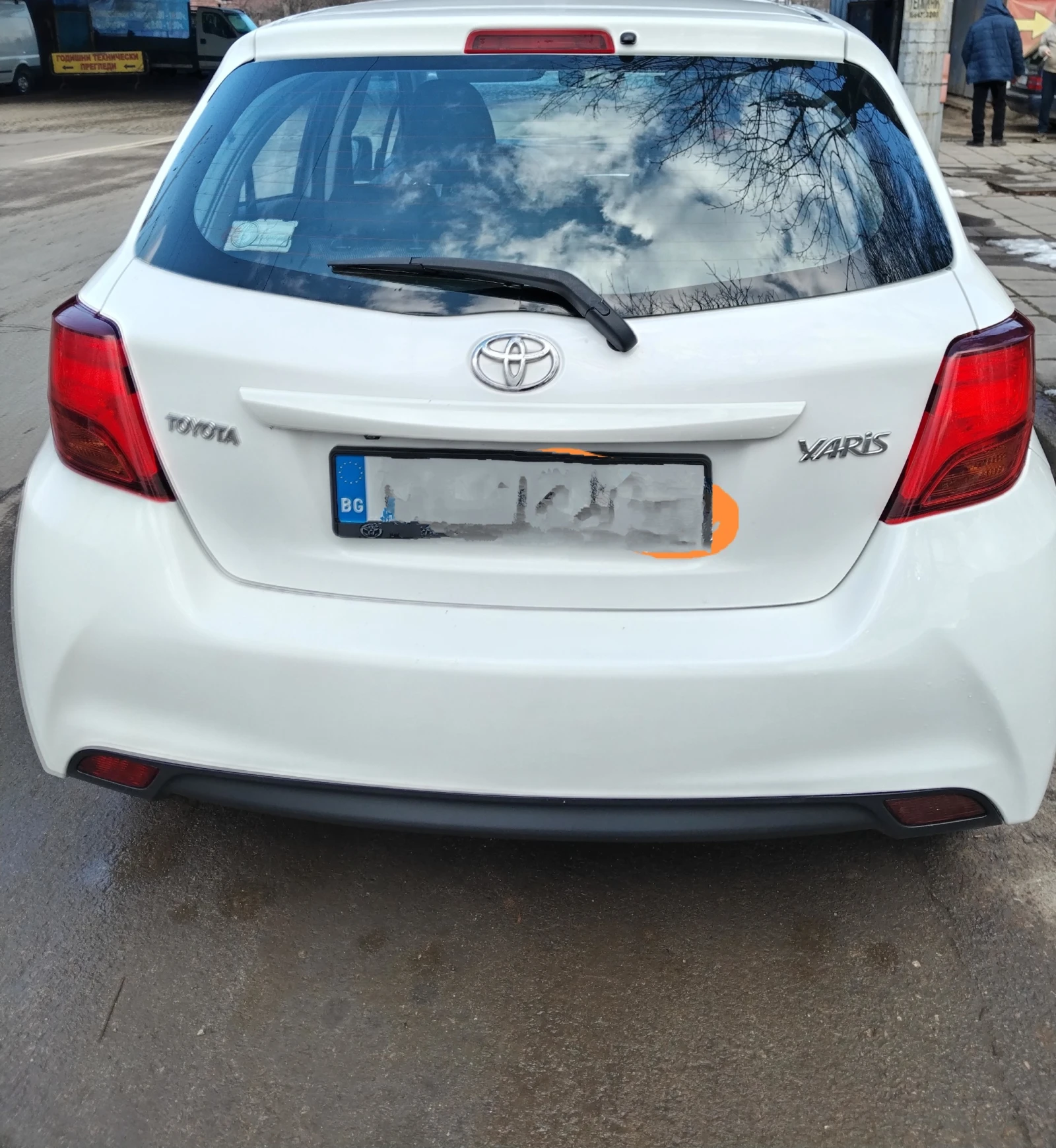 Toyota Yaris  - изображение 2