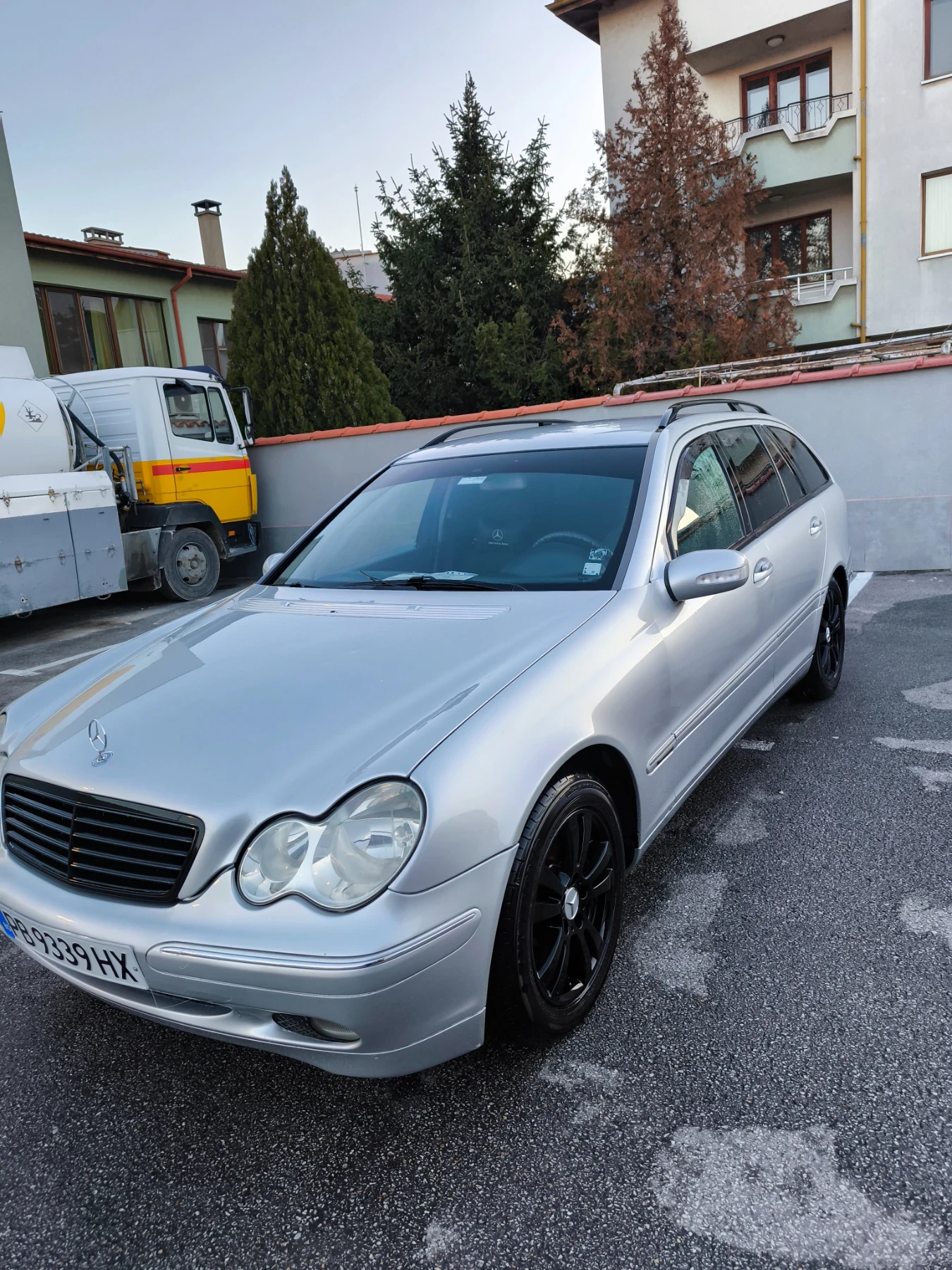 Mercedes-Benz C 180  - изображение 8