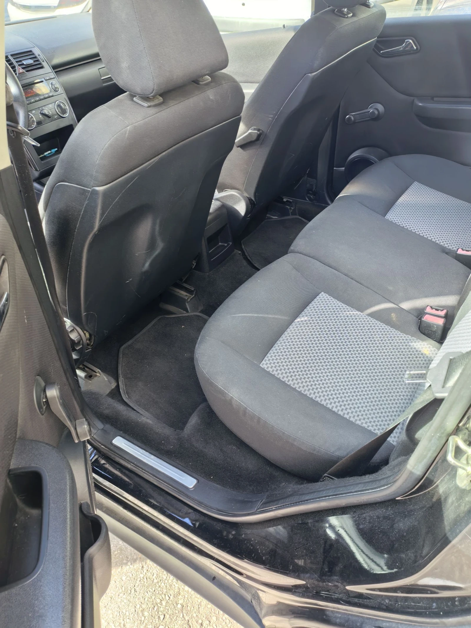 Mercedes-Benz A 180 2.0  | Mobile.bg — изображение 7