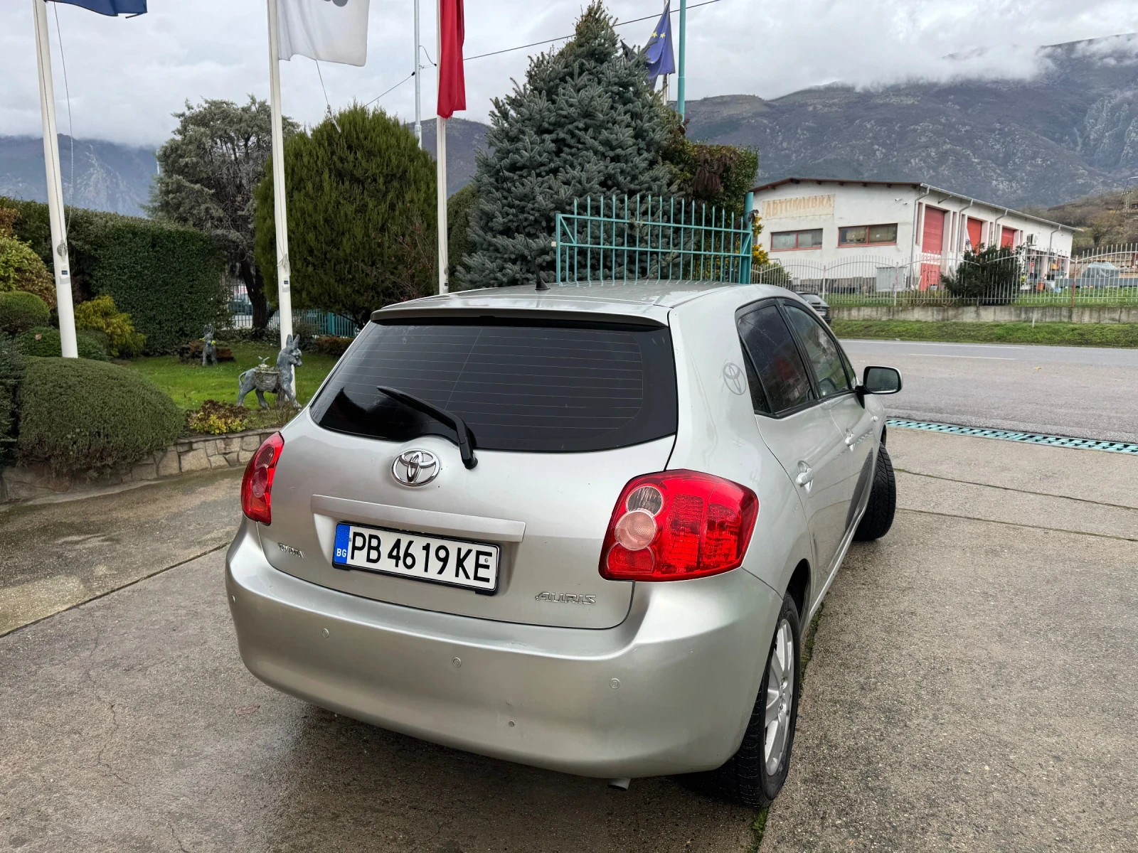 Toyota Auris 1.6 VVT-i* 124 .* 5 *  | Mobile.bg   11