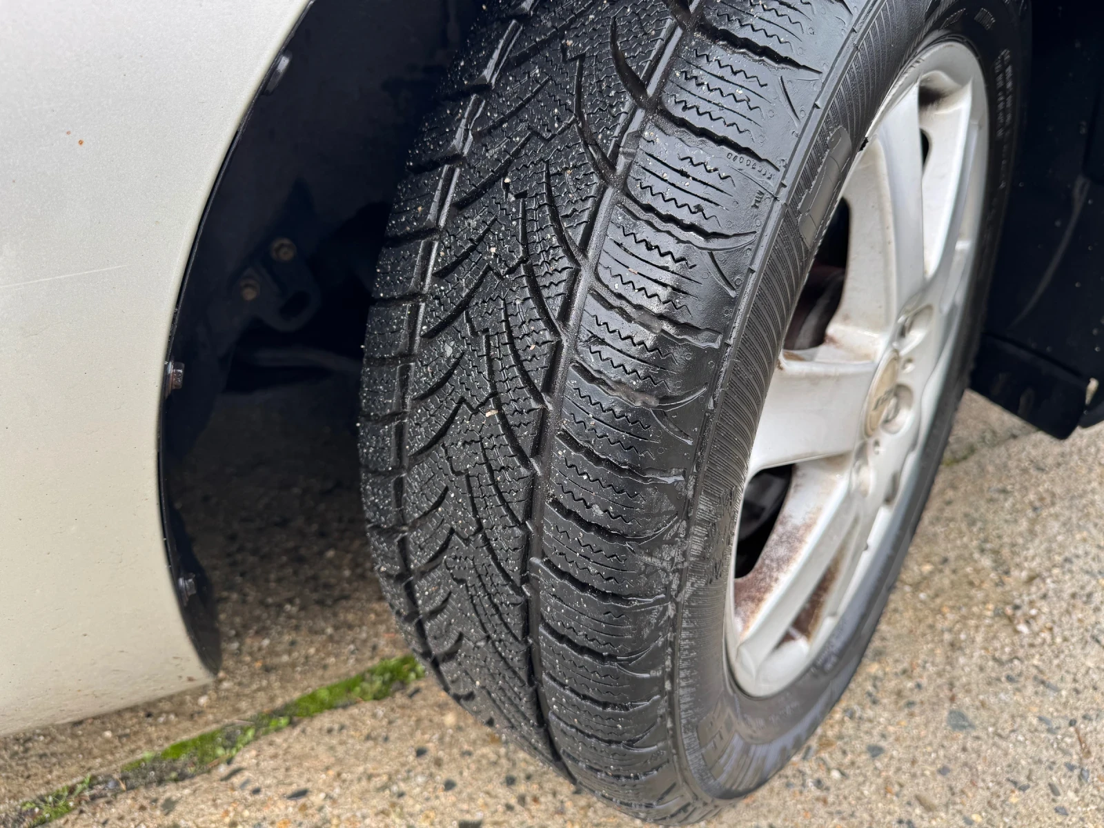 Toyota Auris 1.6 VVT-i* 124 .* 5 *  | Mobile.bg   14