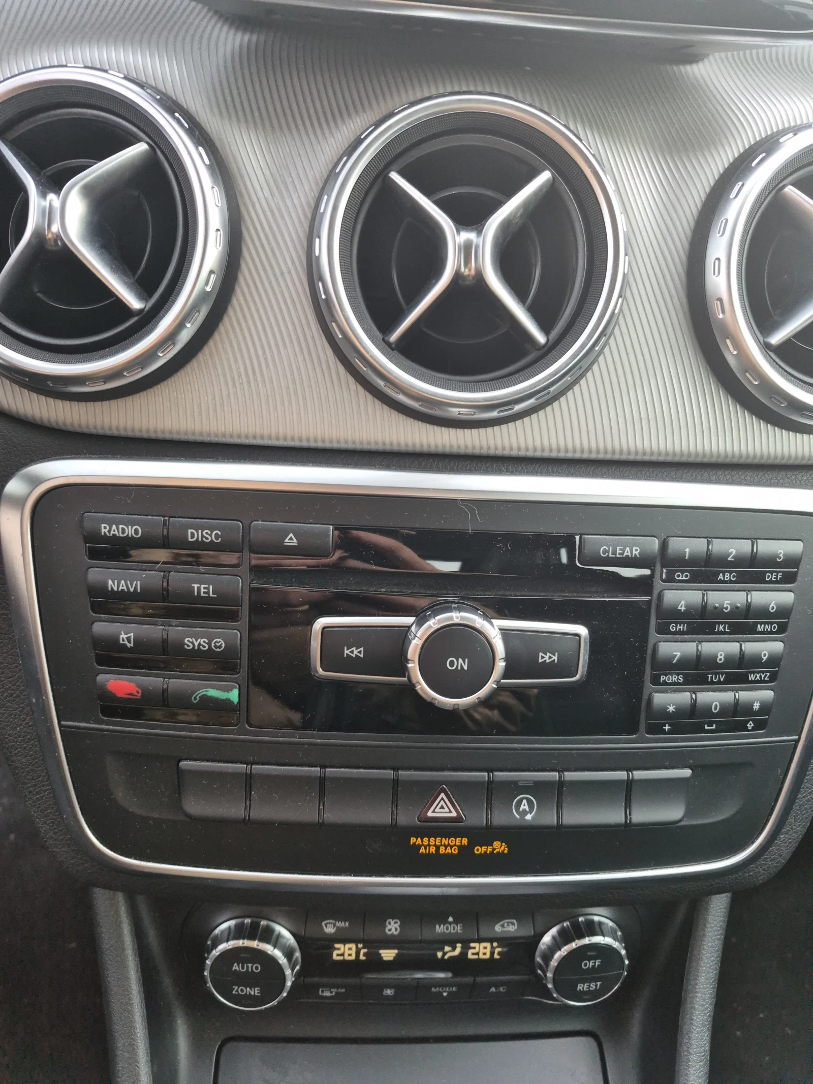 Mercedes-Benz 200  - изображение 6