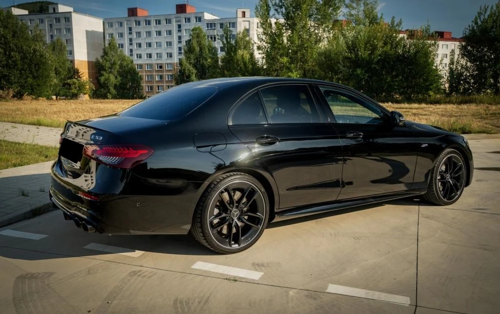 Mercedes-Benz E 53 AMG 4Matic+  - изображение 3