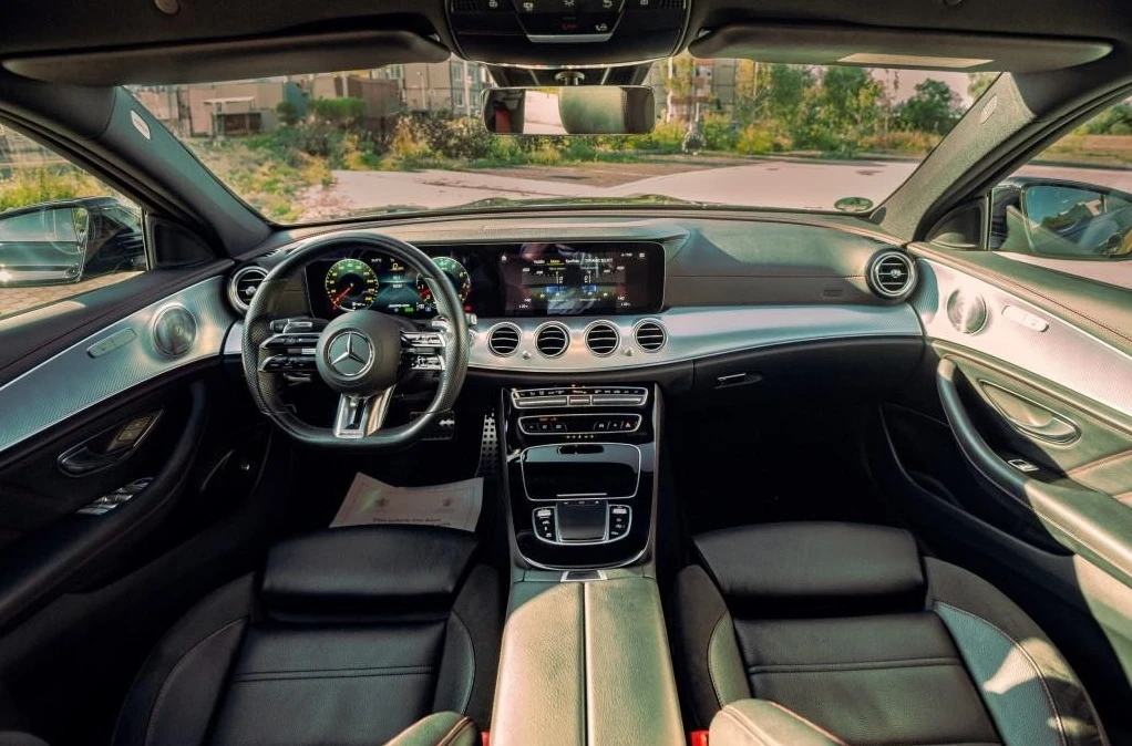 Mercedes-Benz E 53 AMG 4Matic+  - изображение 7