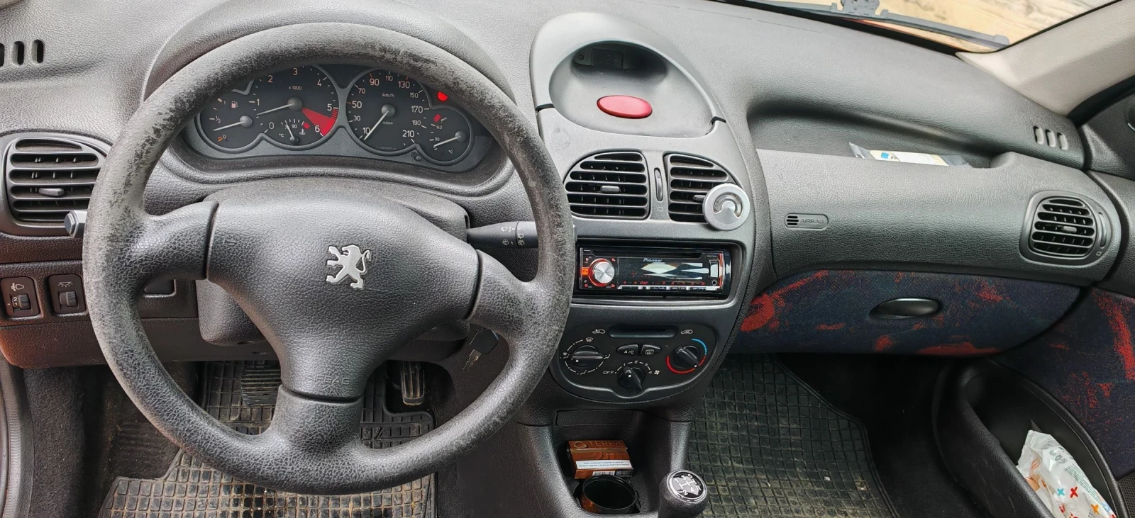 Peugeot 206 2.0HDI, снимка 13 - Автомобили и джипове - 53900157