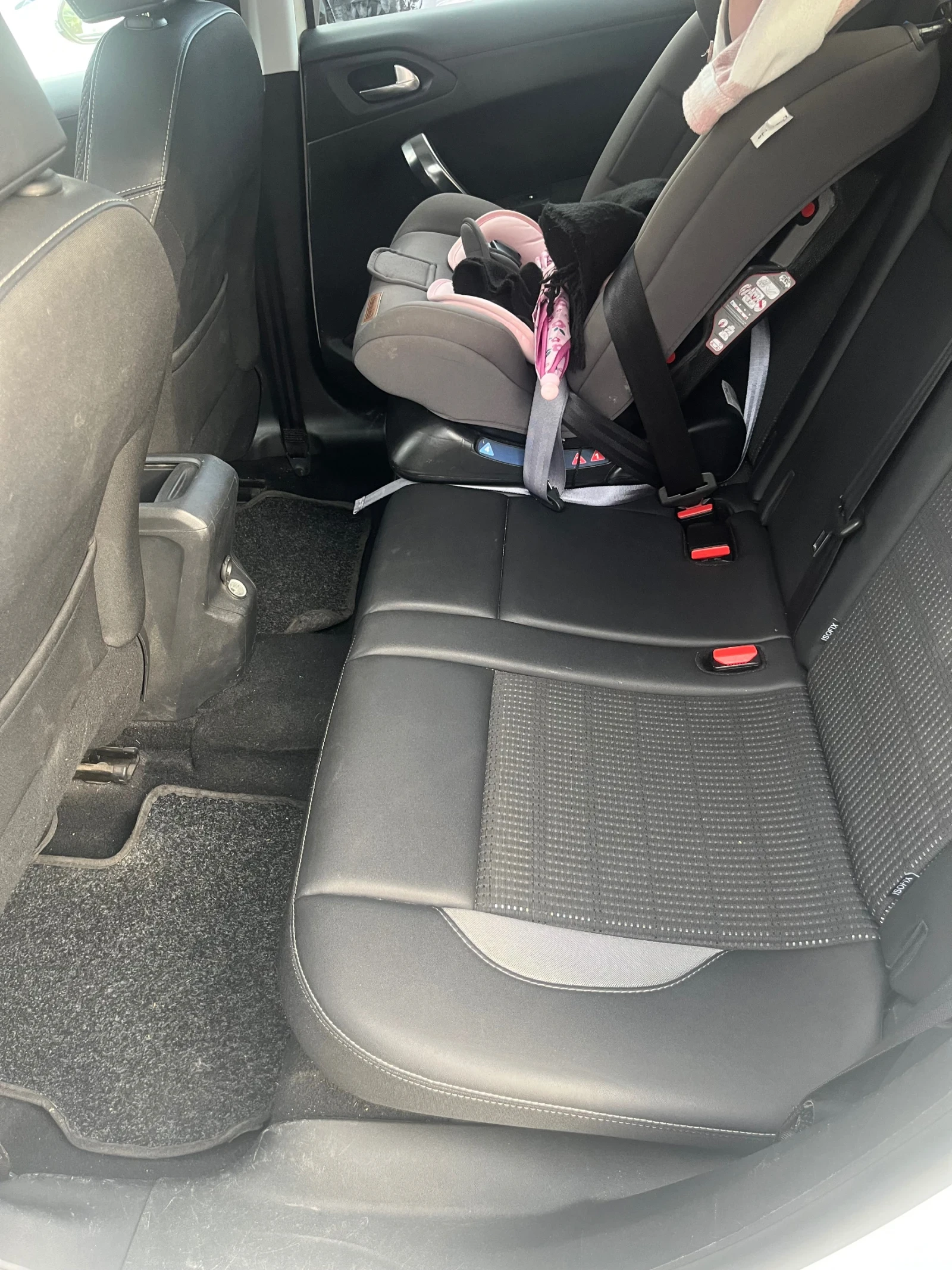 Peugeot 2008 1.2 110 hp, снимка 7 - Автомобили и джипове - 54055255