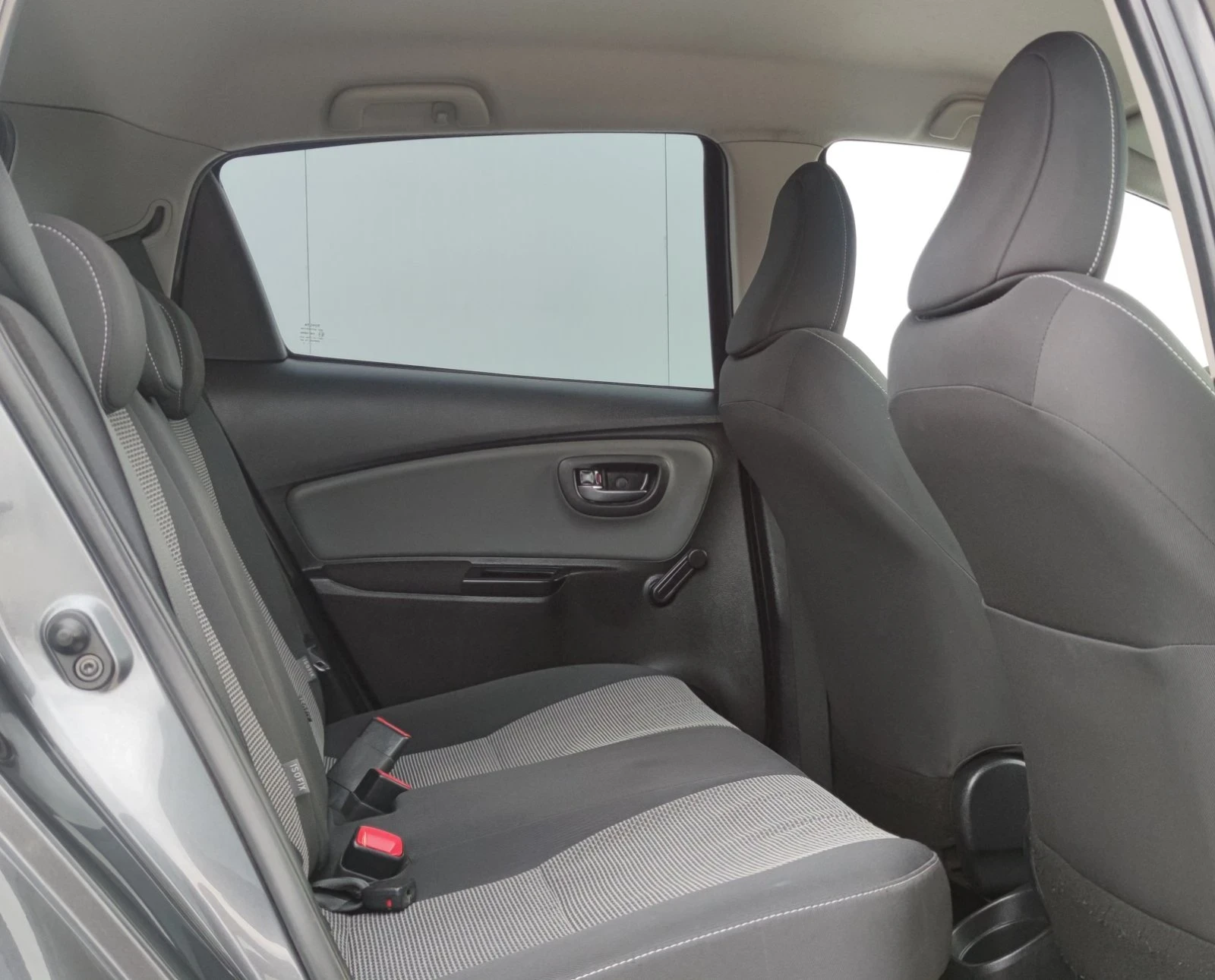 Toyota Yaris | Mobile.bg � ����������� 14