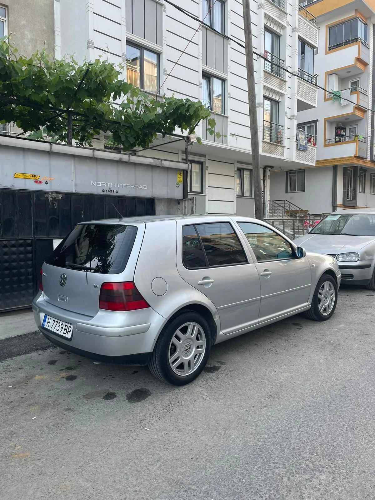 VW Golf, снимка 4 - Автомобили и джипове - 54138507