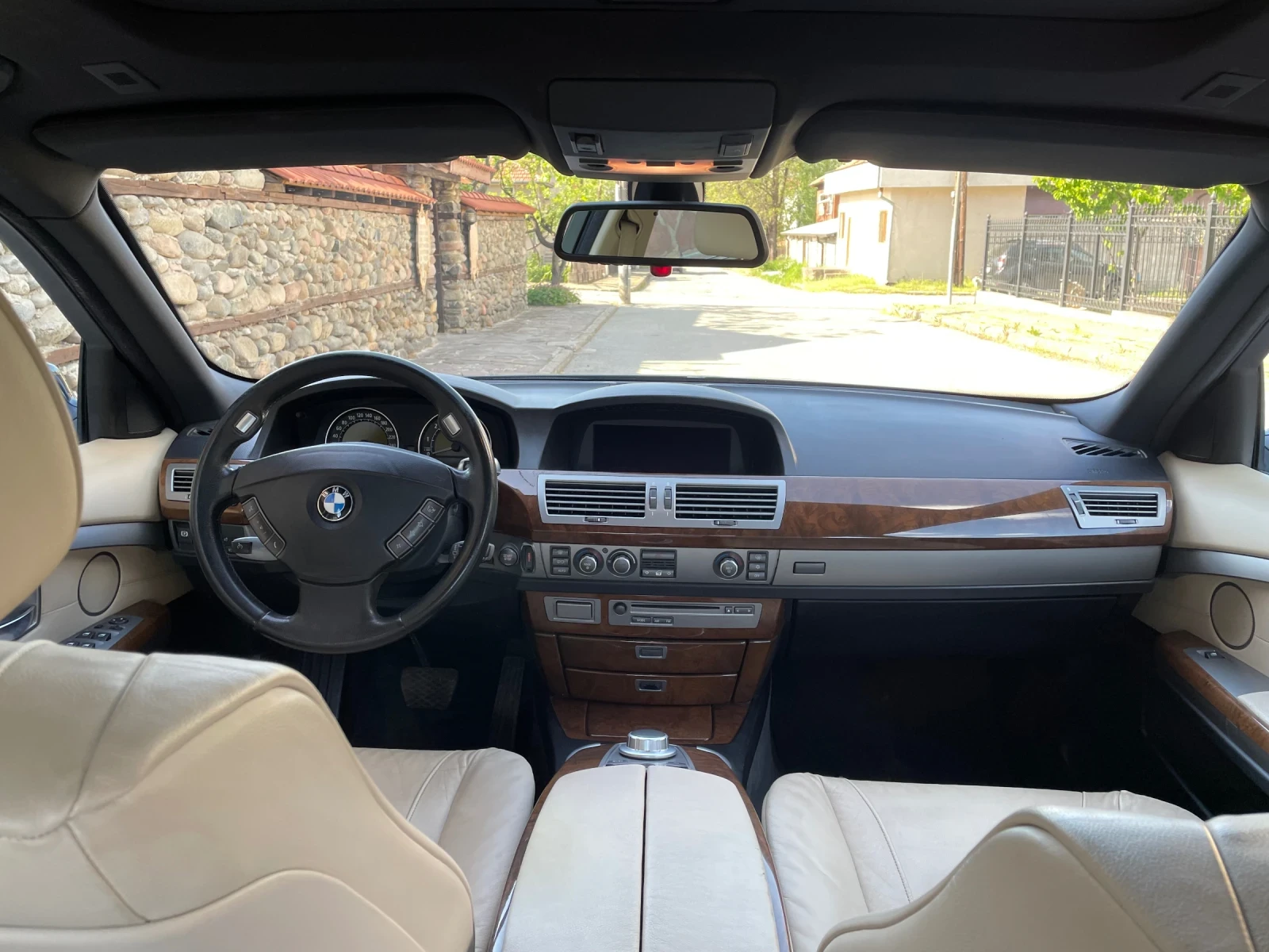 BMW 740, снимка 9 - Автомобили и джипове - 54383679