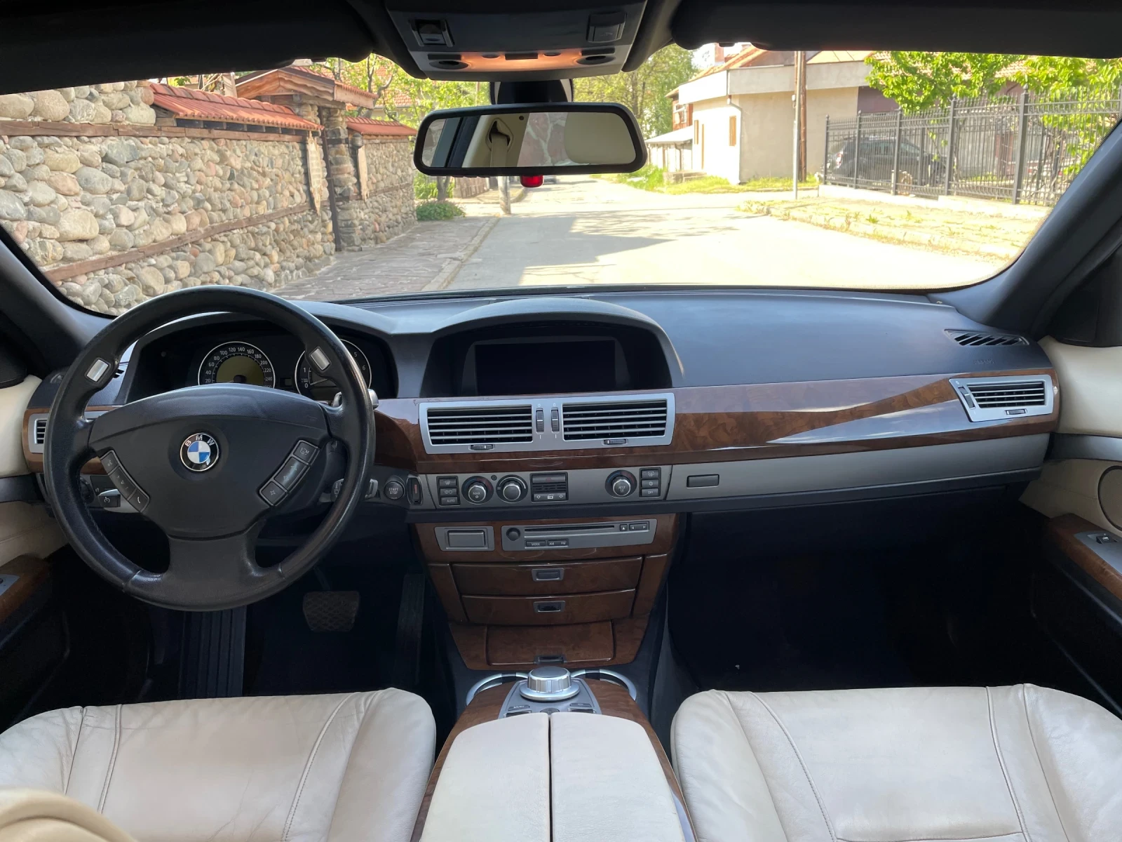 BMW 740, снимка 11 - Автомобили и джипове - 54383679