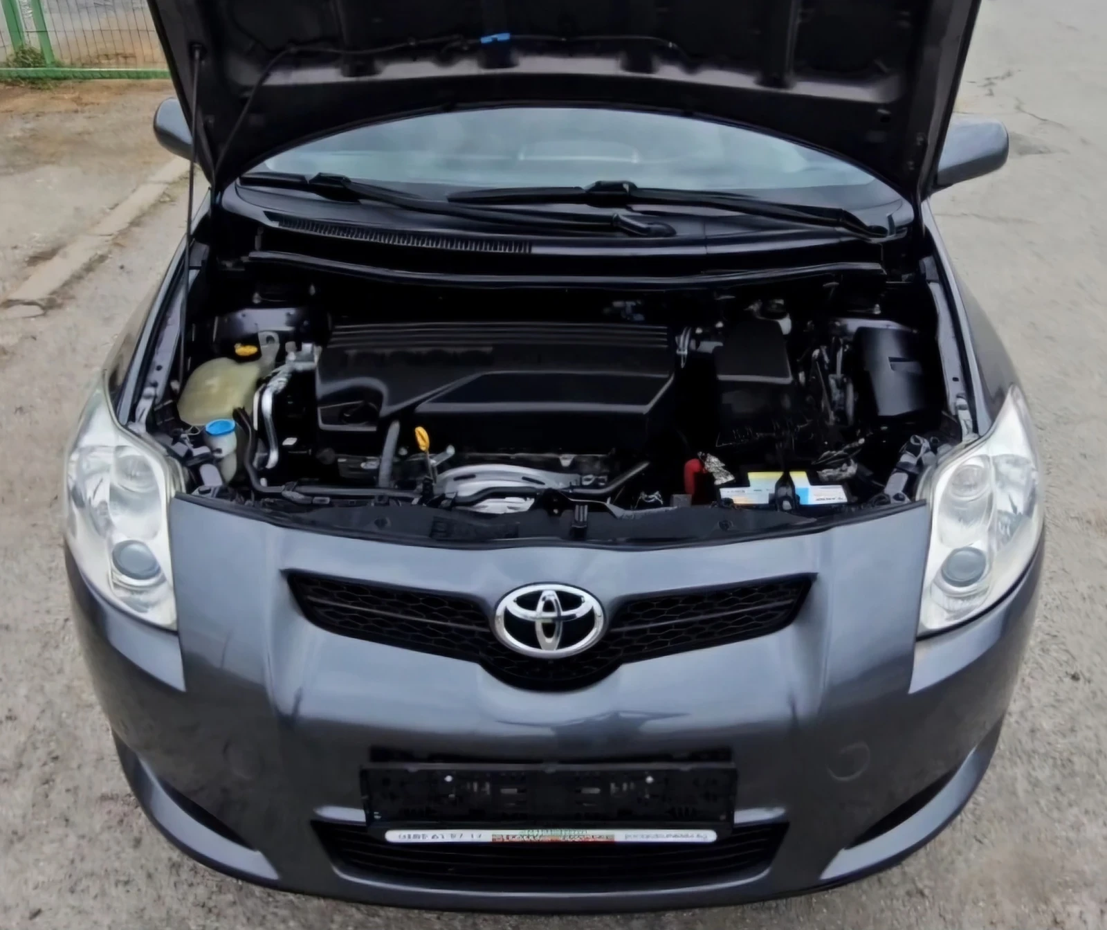 Toyota Auris 1.33VVT-i/101к./6ск./РЕАЛНИ КМ, снимка 17 - Автомобили и джипове - 54385401