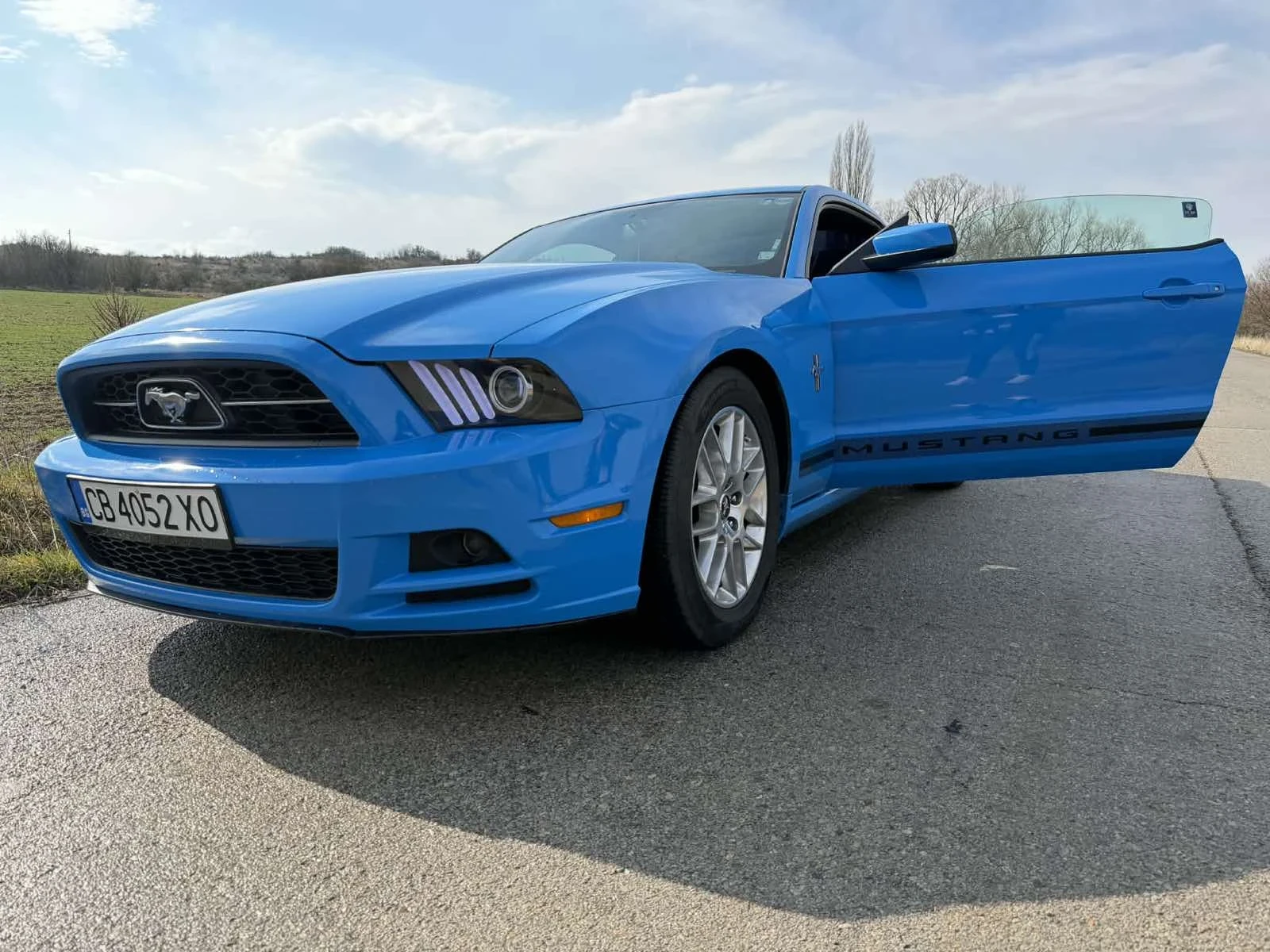 Ford Mustang 3.7, снимка 2 - Автомобили и джипове - 54404633