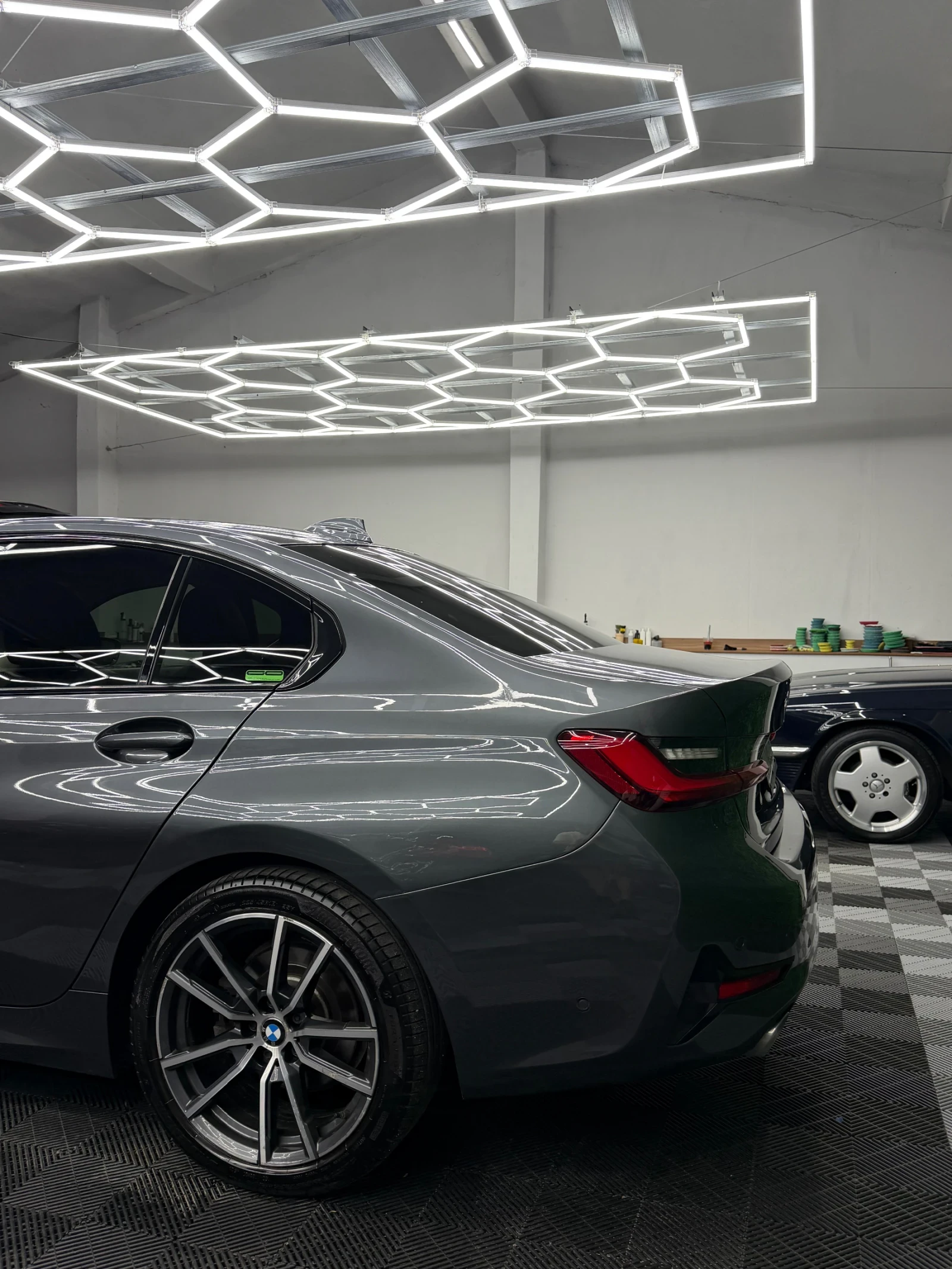 BMW 320, снимка 7 - Автомобили и джипове - 54928818