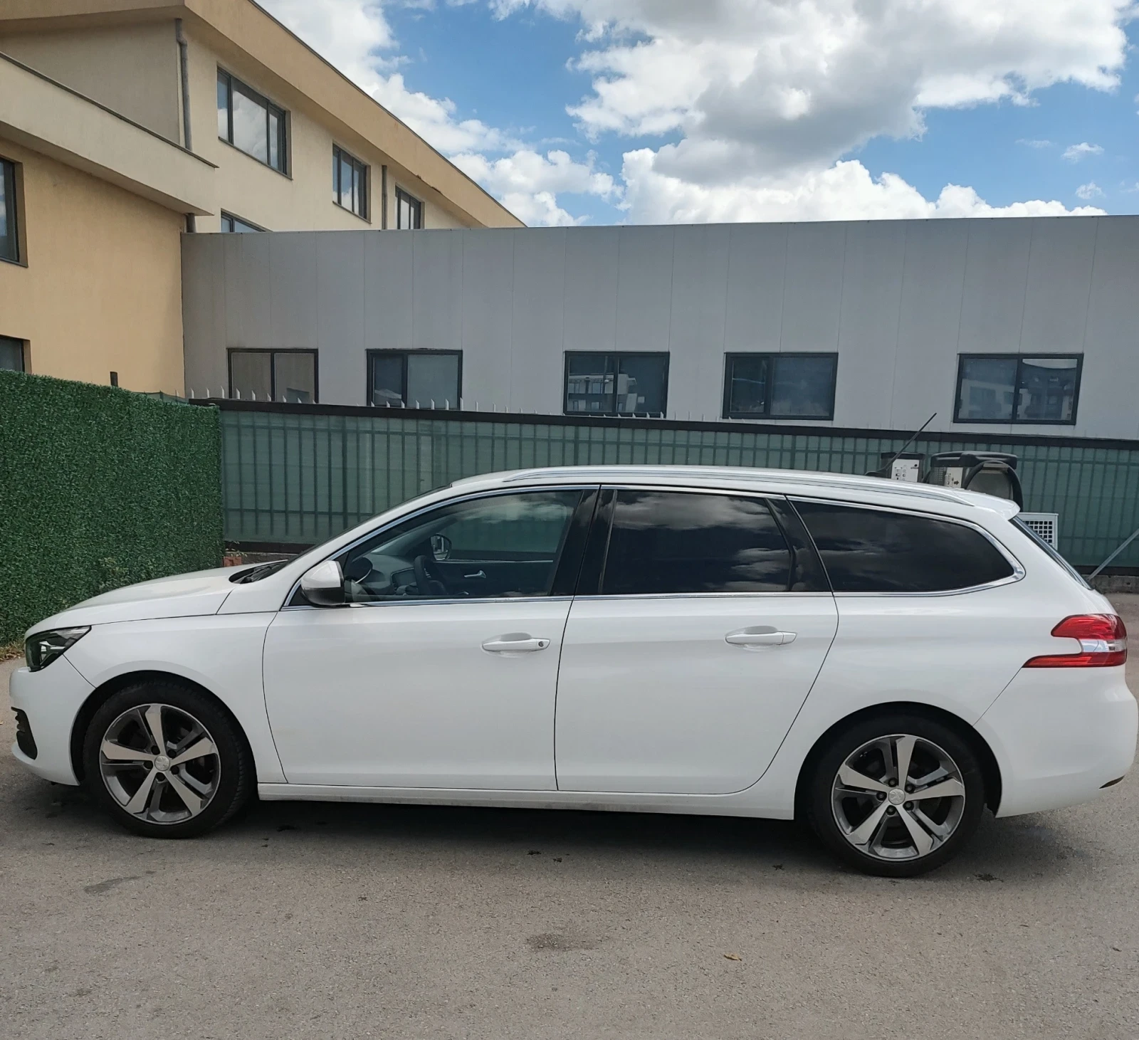 Peugeot 308, снимка 3 - Автомобили и джипове - 55168918