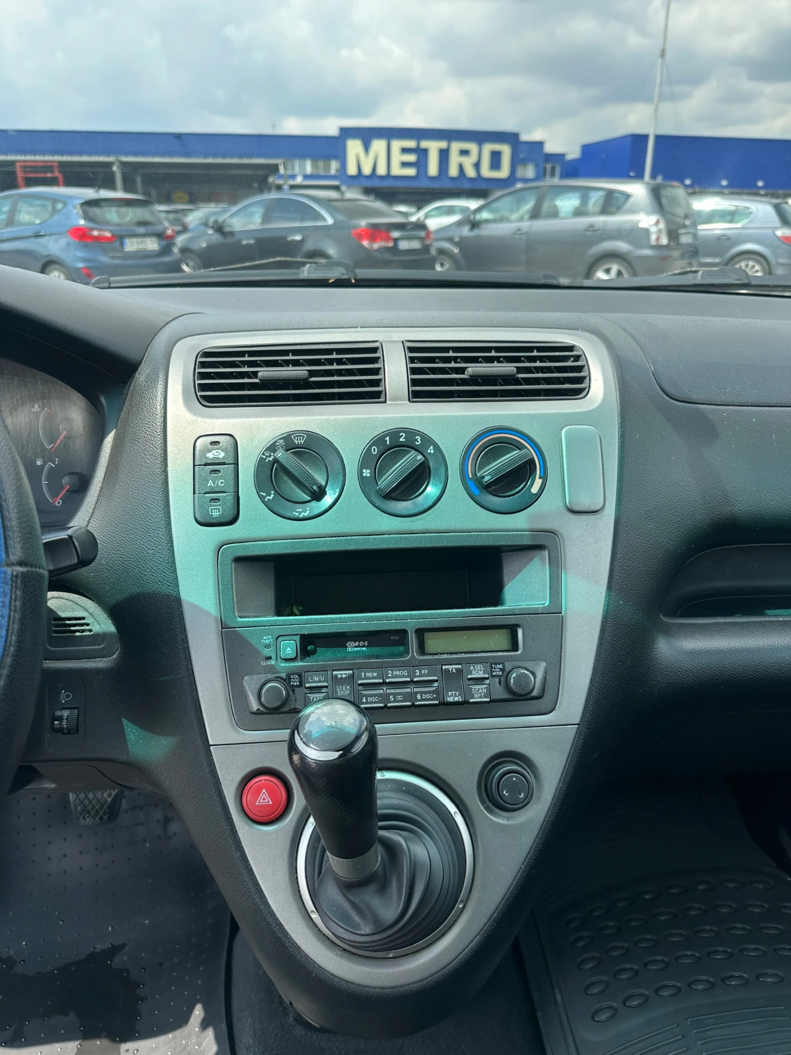 Honda Civic 1.7 CTDI, снимка 11 - Автомобили и джипове - 56017383