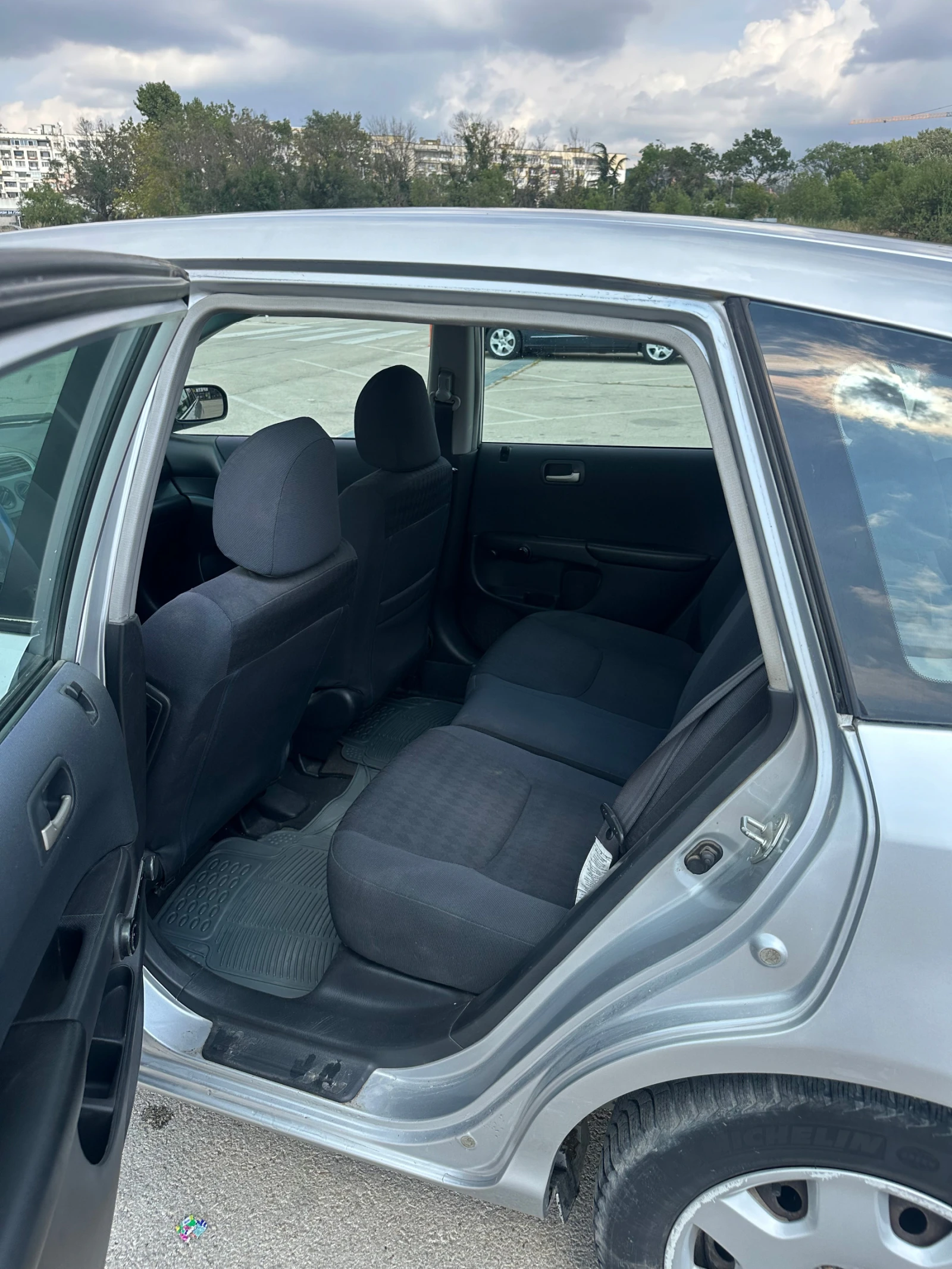 Honda Civic 1.7 CTDI, снимка 5 - Автомобили и джипове - 56017383