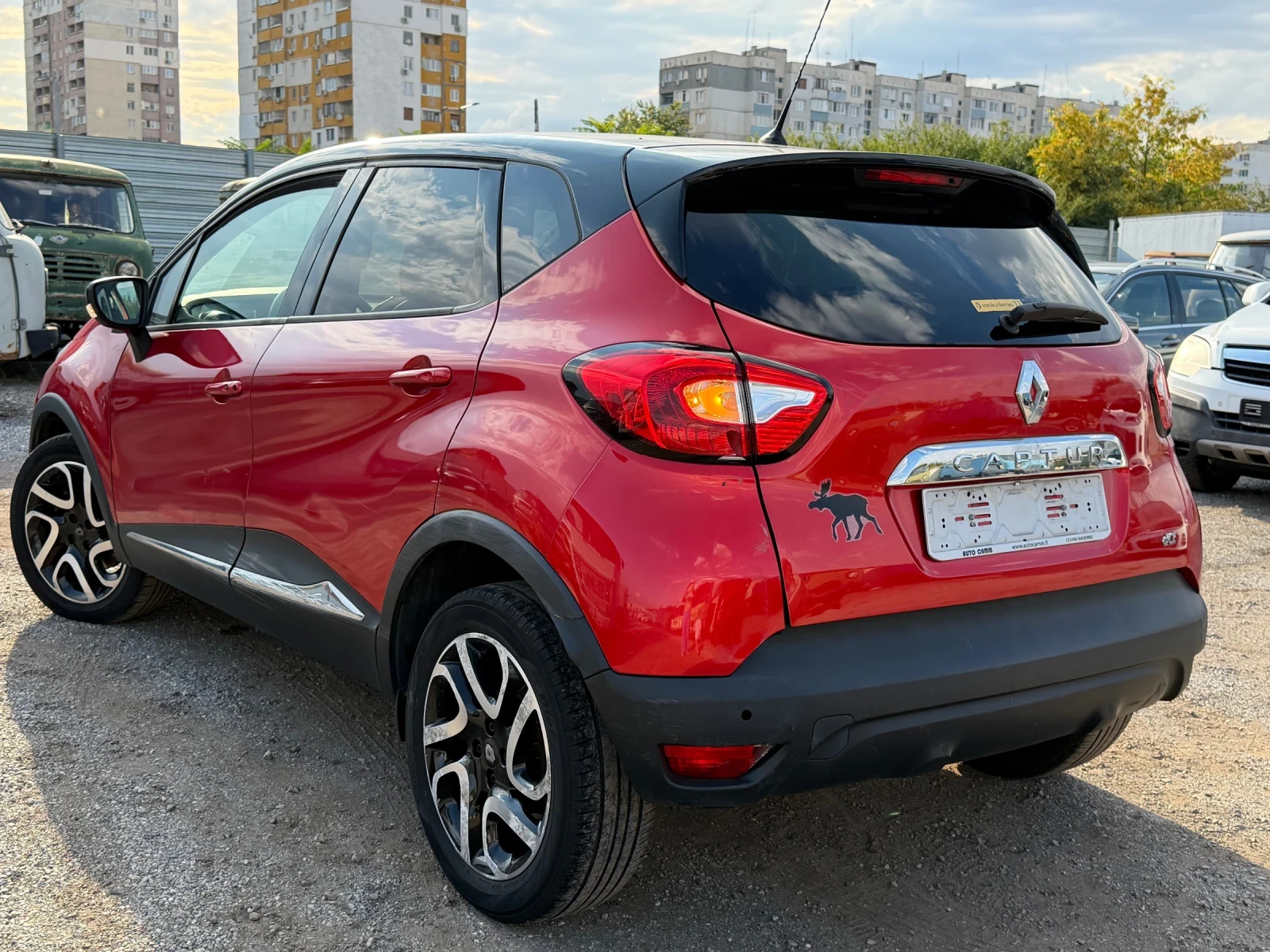 Renault Captur EURO6B 2016 1.5DCI , снимка 11 - Автомобили и джипове - 56149771