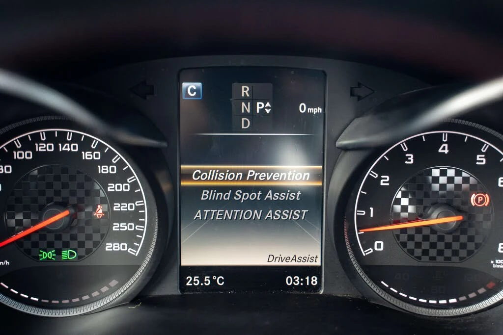Mercedes-Benz C 450 AMG Burmester * Head-Up * АвтоКредит (ЦЕНА ДО БГ), снимка 16 - Автомобили и джипове - 56187042