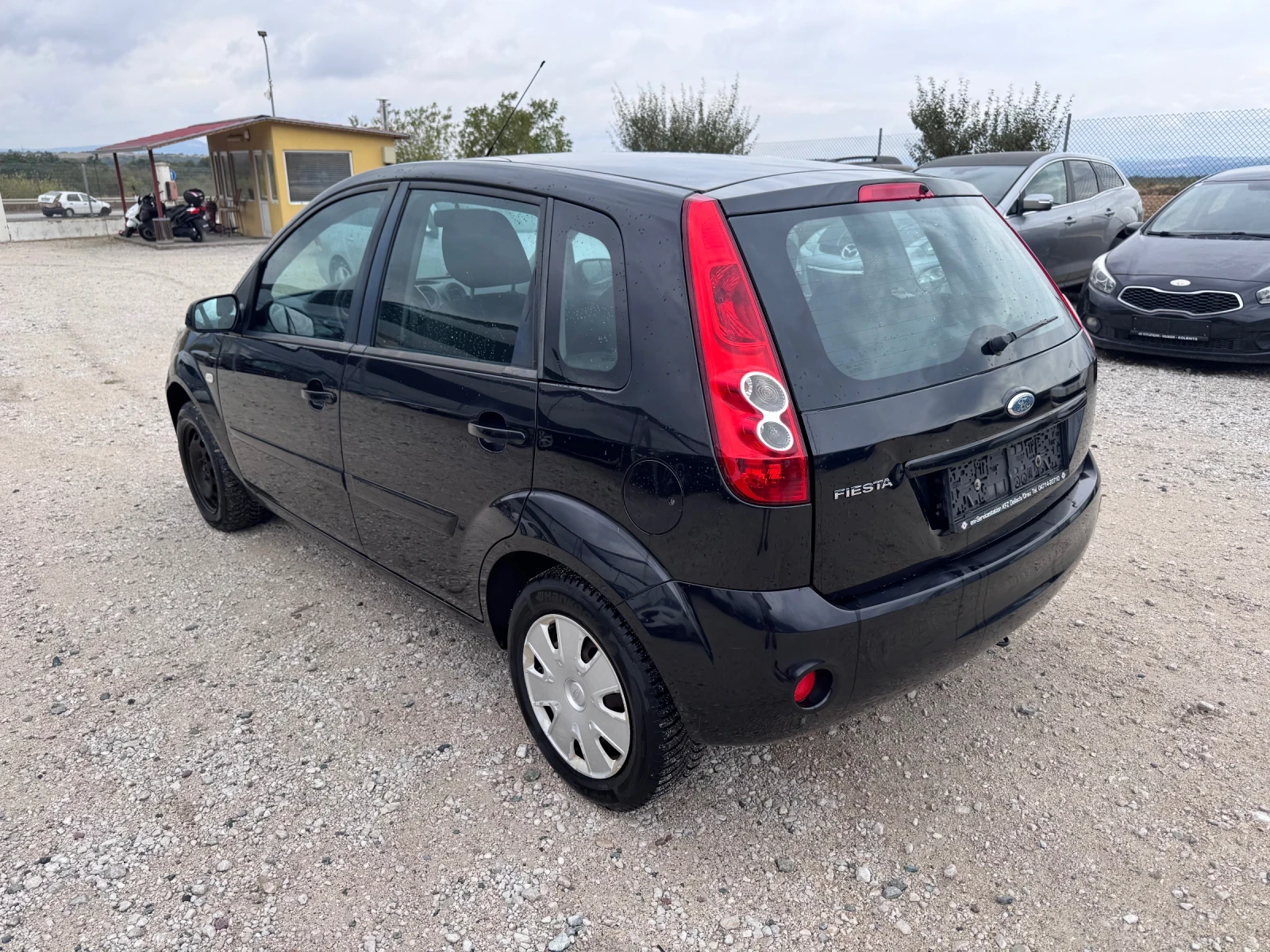 Ford Fiesta 1, 3/70PS 134000 KM, снимка 4 - Автомобили и джипове - 56232862