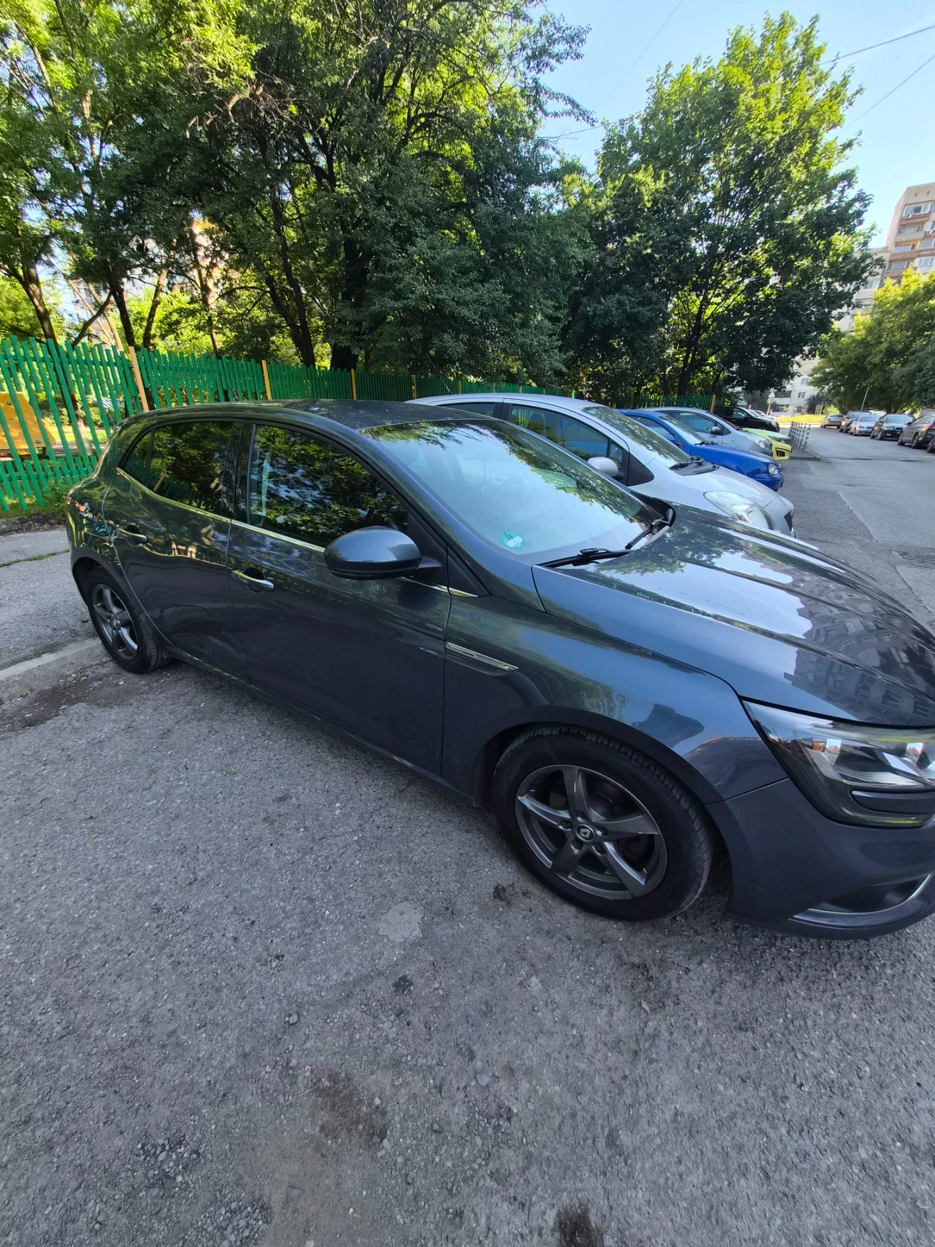 Renault Megane Hatchback, снимка 2 - Автомобили и джипове - 56404528