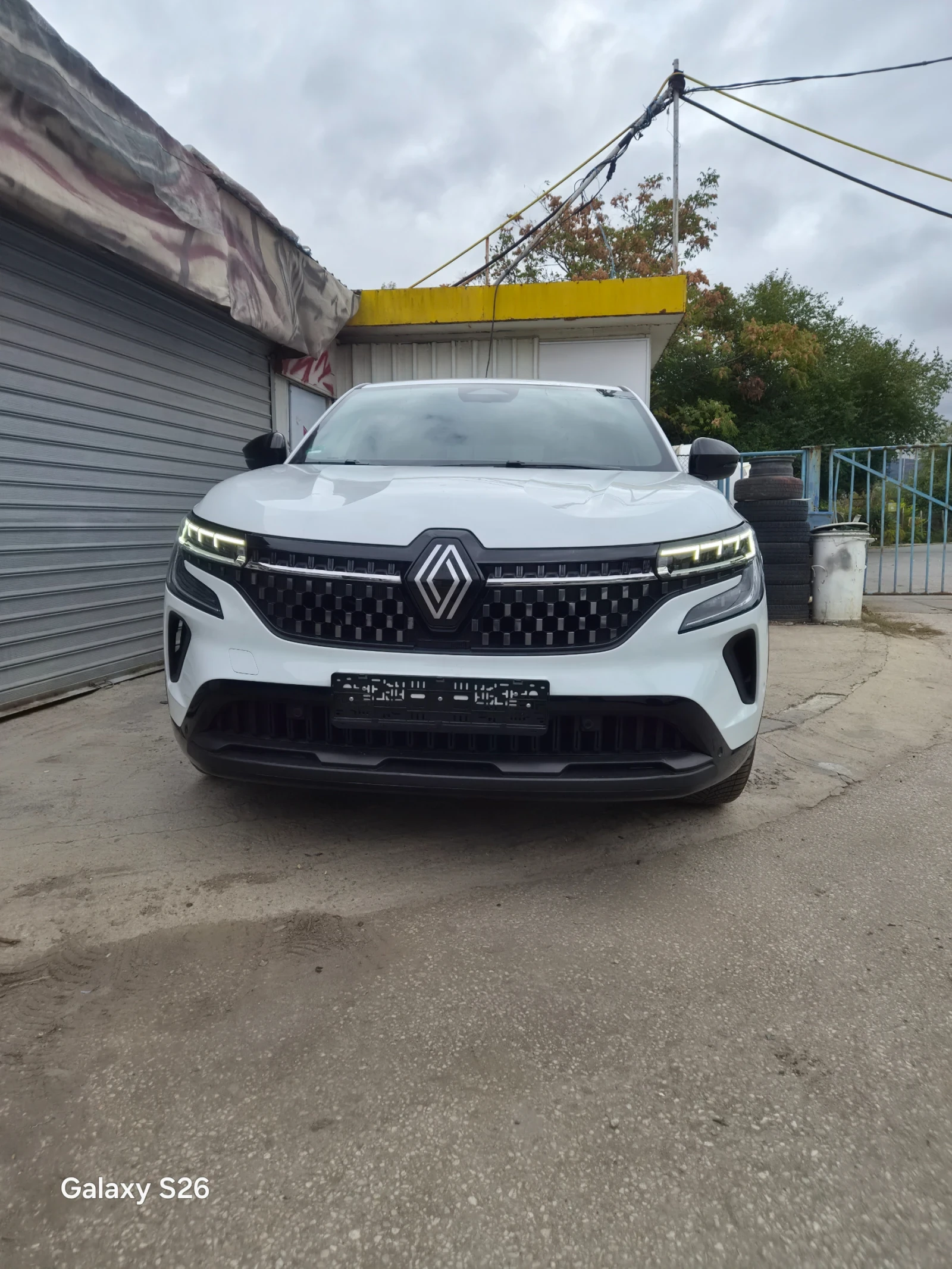 Renault Austral, снимка 17 - Автомобили и джипове - 56707337