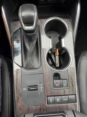 Toyota Highlander 2.5Hybrid  Lounge, снимка 7