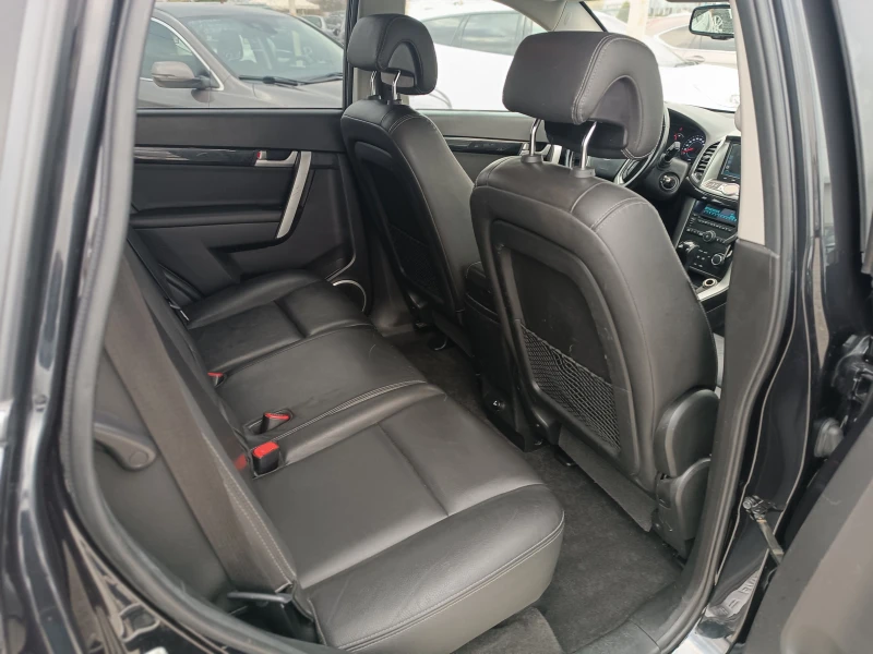 Chevrolet Captiva 2.2 D, снимка 7 - Автомобили и джипове - 47783143