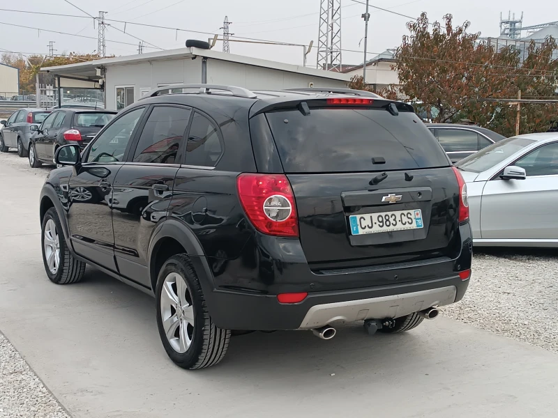 Chevrolet Captiva 2.2 D, снимка 5 - Автомобили и джипове - 47783143