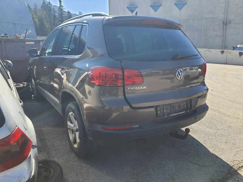 VW Tiguan 2TDI 4x4, снимка 4 - Автомобили и джипове - 53010243