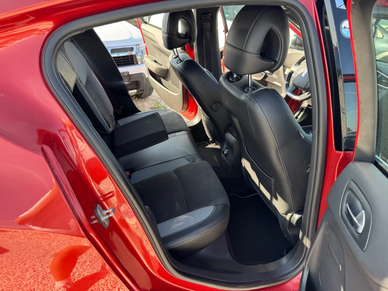 Citroen DS 4 Crossback -1.6HDI-NAVI-KAMERA-LED, снимка 12 - Автомобили и джипове - 51564575