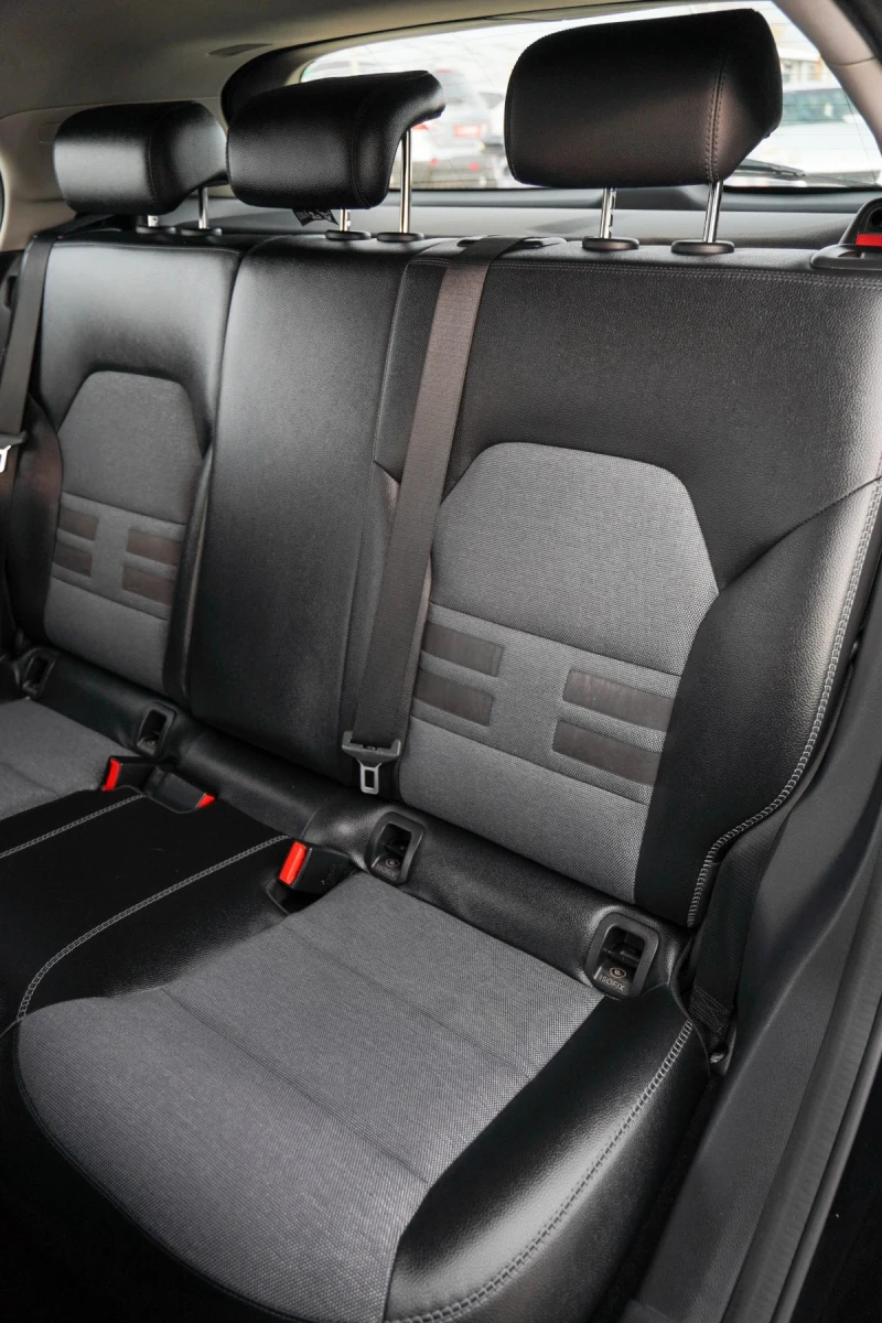 Mercedes-Benz GLA 200 ПЕРФЕКТЕН ЛИЗИНГ, снимка 8 - Автомобили и джипове - 52575882