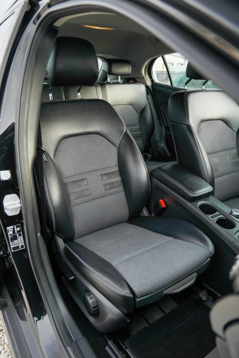 Mercedes-Benz GLA 200 ПЕРФЕКТЕН ЛИЗИНГ, снимка 9 - Автомобили и джипове - 52575882