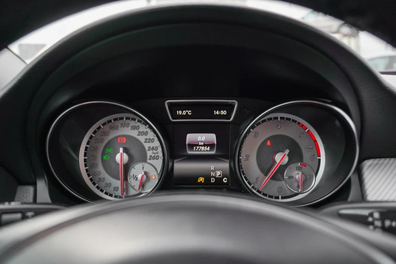 Mercedes-Benz GLA 200 ПЕРФЕКТЕН ЛИЗИНГ, снимка 13 - Автомобили и джипове - 52575882