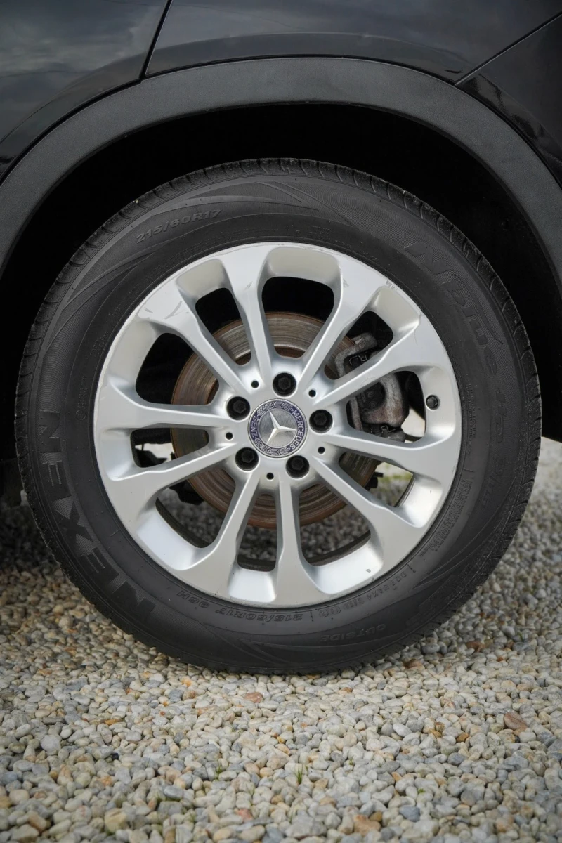 Mercedes-Benz GLA 200 ПЕРФЕКТЕН ЛИЗИНГ, снимка 16 - Автомобили и джипове - 52575882