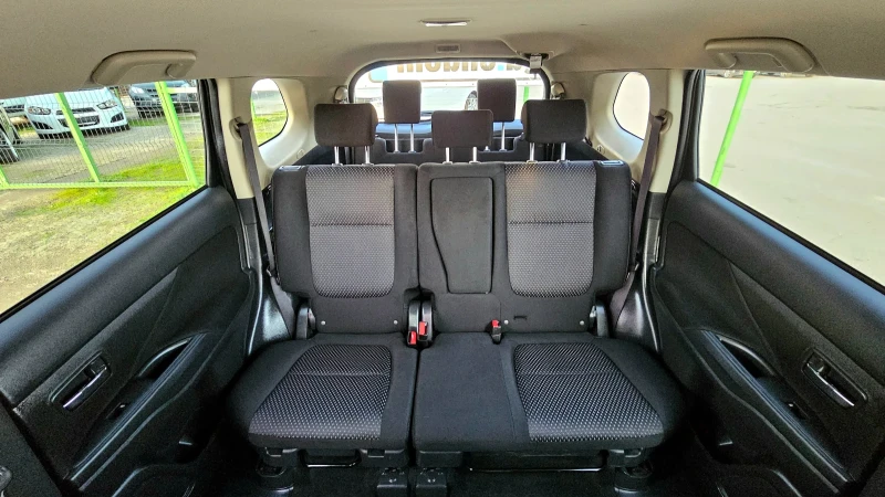 Mitsubishi Outlander 2.2DiD/150к./AUTOMATIC/4x4/7 МЕСТА/РЕАЛНИ КМ/2018г, снимка 7 - Автомобили и джипове - 52630465