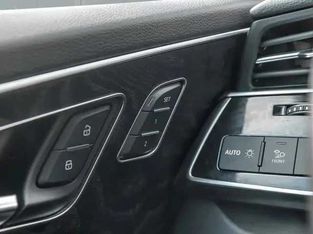 Audi Q7 * Komfort * Quattro * Подгреви * Панорама * , снимка 15 - Автомобили и джипове - 53368667