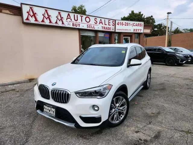 BMW X1 XDrive28i | PANO | ПОДГРЕВИ | CARFAX