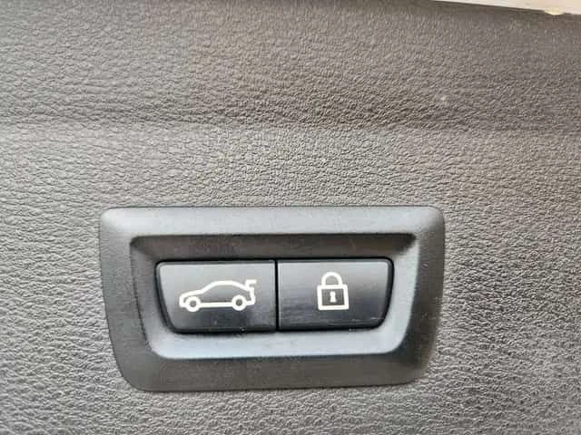 BMW X1 XDrive28i | PANO | ПОДГРЕВИ | CARFAX, снимка 13 - Автомобили и джипове - 53720325