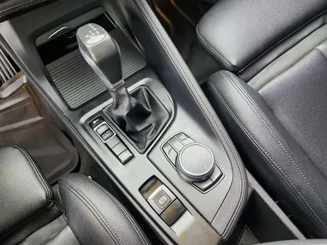 BMW X1 XDrive28i | PANO | ПОДГРЕВИ | CARFAX, снимка 17 - Автомобили и джипове - 53720325