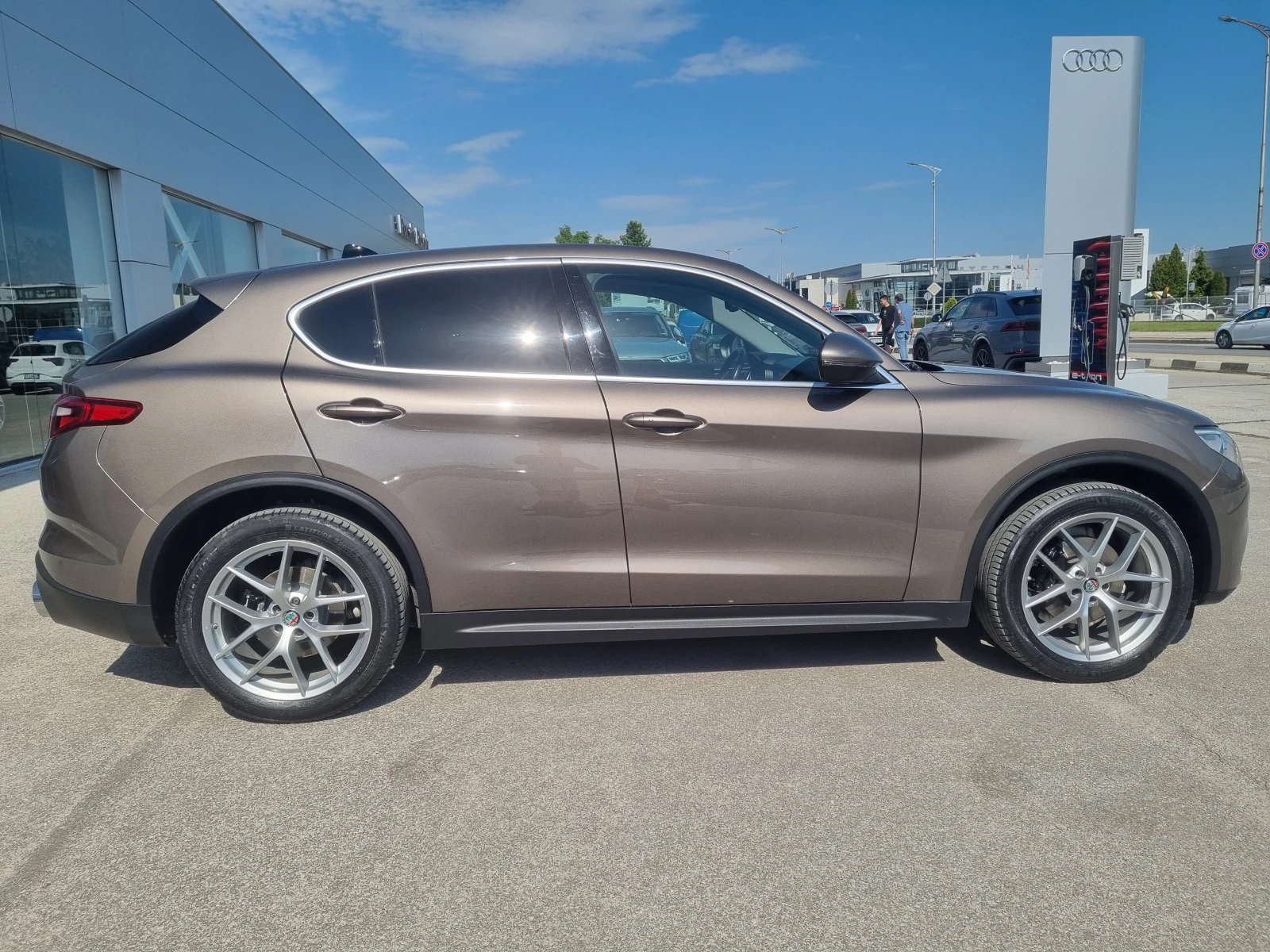Alfa Romeo Stelvio 2.0 Q4 - изображение 4