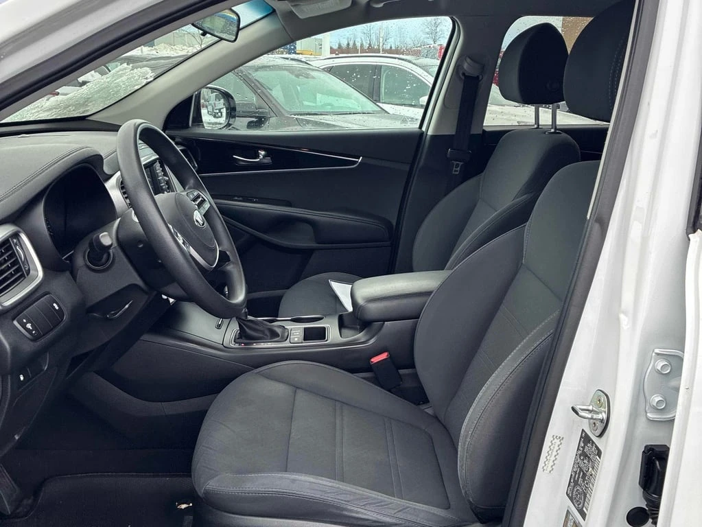 Kia Sorento * AWD * CARFAX * ��� ������������ ������ | Mobile.bg � ����������� 12