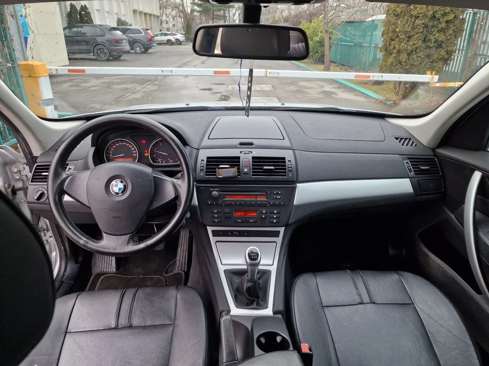 BMW X3 2.0d Xdrive НАПЪЛНО ОБСЛУЖЕНА - изображение 10