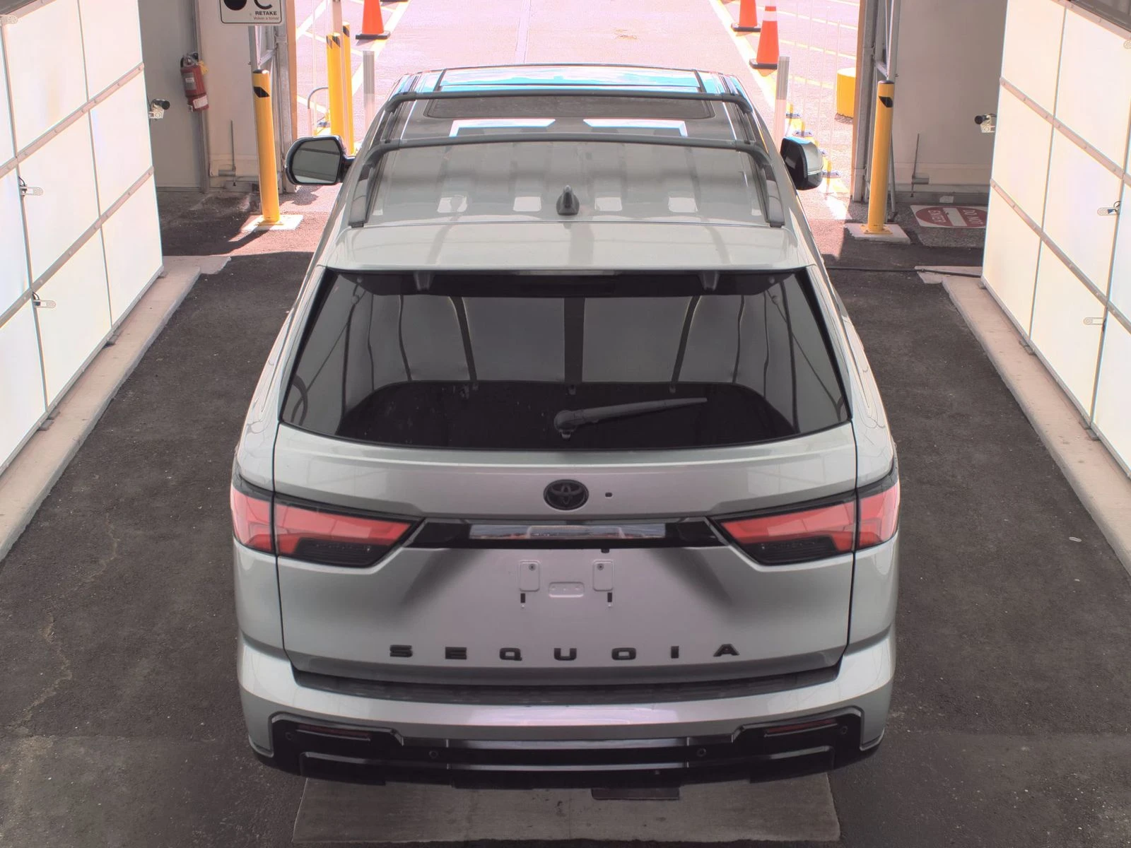 Toyota Sequoia PLATINUM, снимка 5 - Автомобили и джипове - 53828425