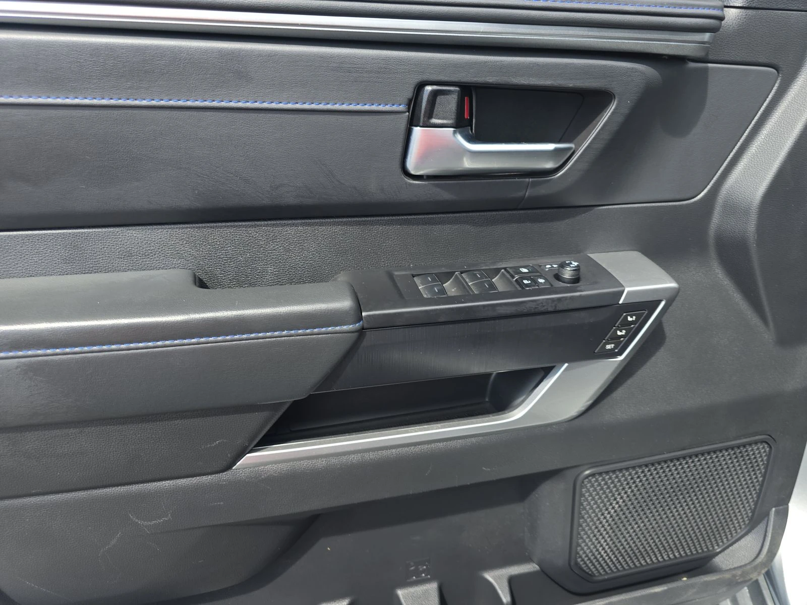 Toyota Sequoia PLATINUM, снимка 10 - Автомобили и джипове - 53828425