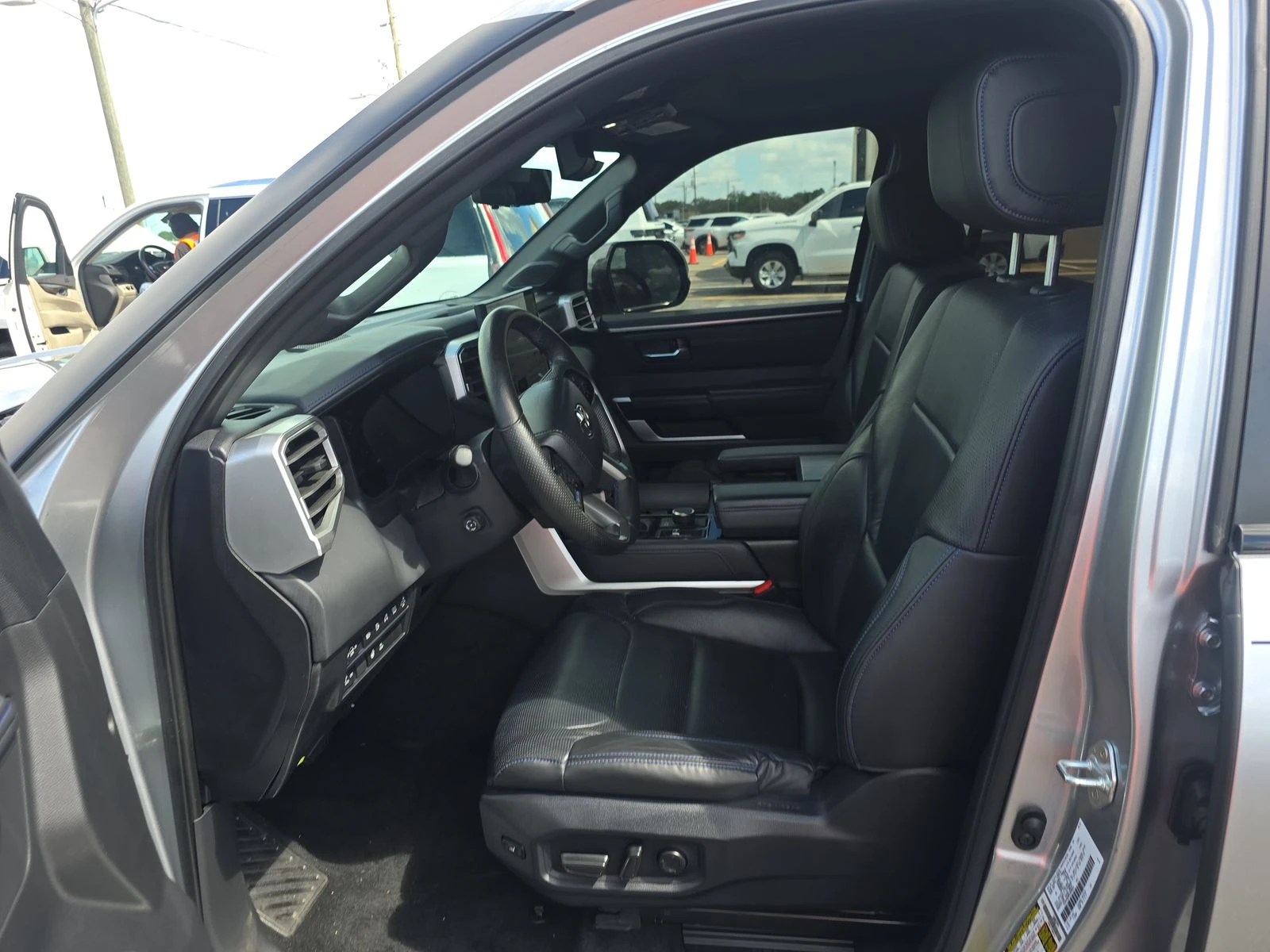 Toyota Sequoia PLATINUM, снимка 11 - Автомобили и джипове - 53828425