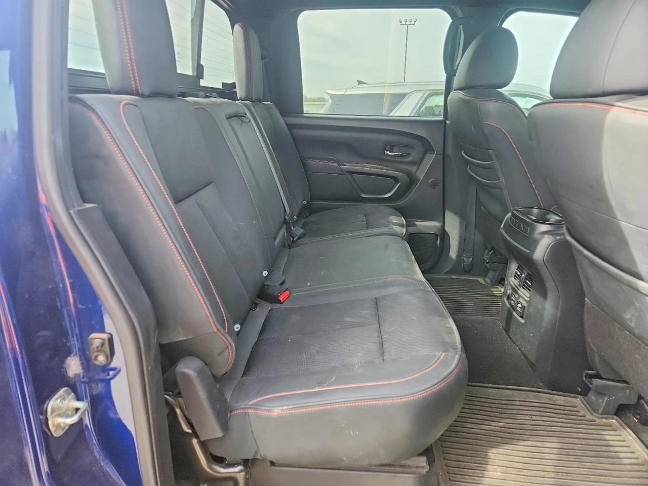 Nissan Titan crew cab XD PRO-4X | ЦЕНА ДО БЪЛГАРИЯ | , снимка 10 - Автомобили и джипове - 53959590