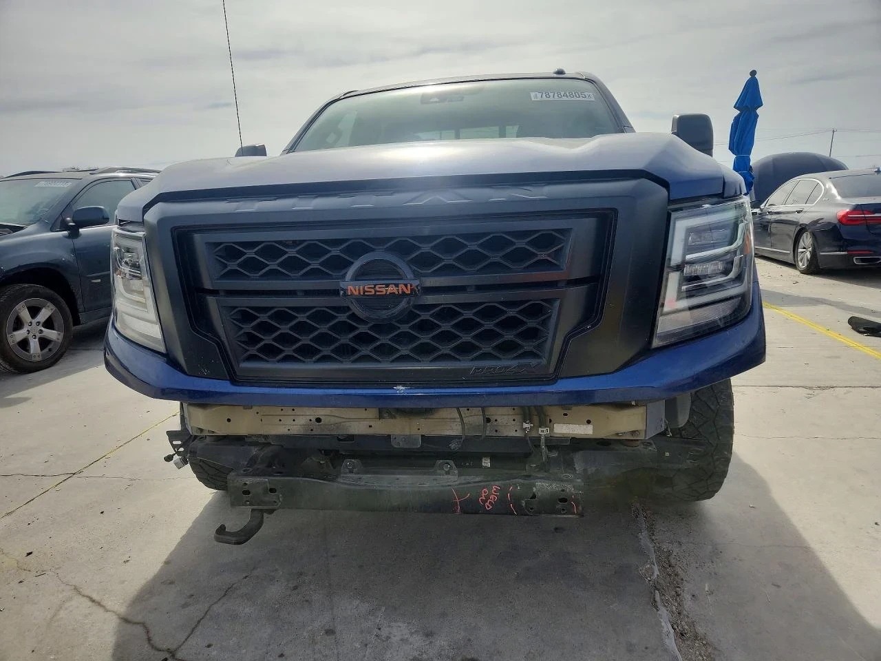 Nissan Titan crew cab XD PRO-4X | ЦЕНА ДО БЪЛГАРИЯ | , снимка 2 - Автомобили и джипове - 53959590