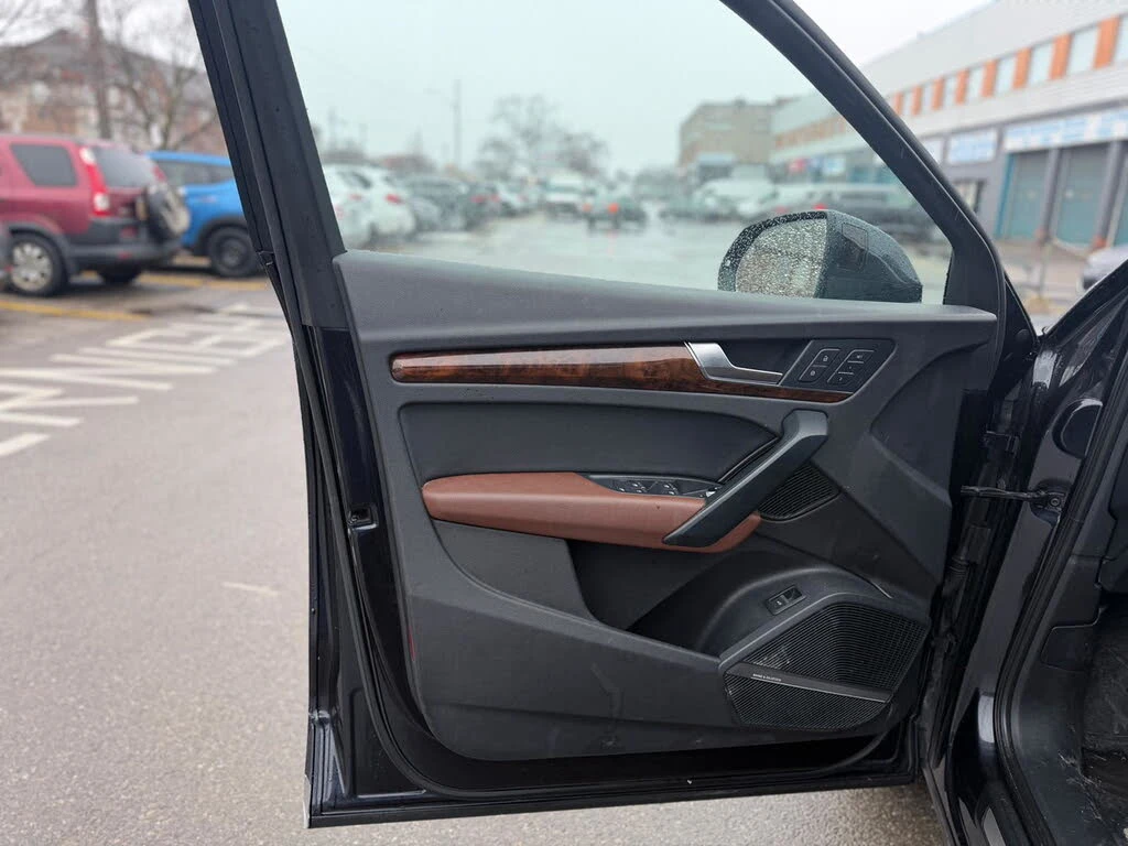 Audi Q5 TECHNIK* MATRIX* DIGITAL* PANO* B&O* КРАЙНА ЦЕНА, снимка 15 - Автомобили и джипове - 55221195